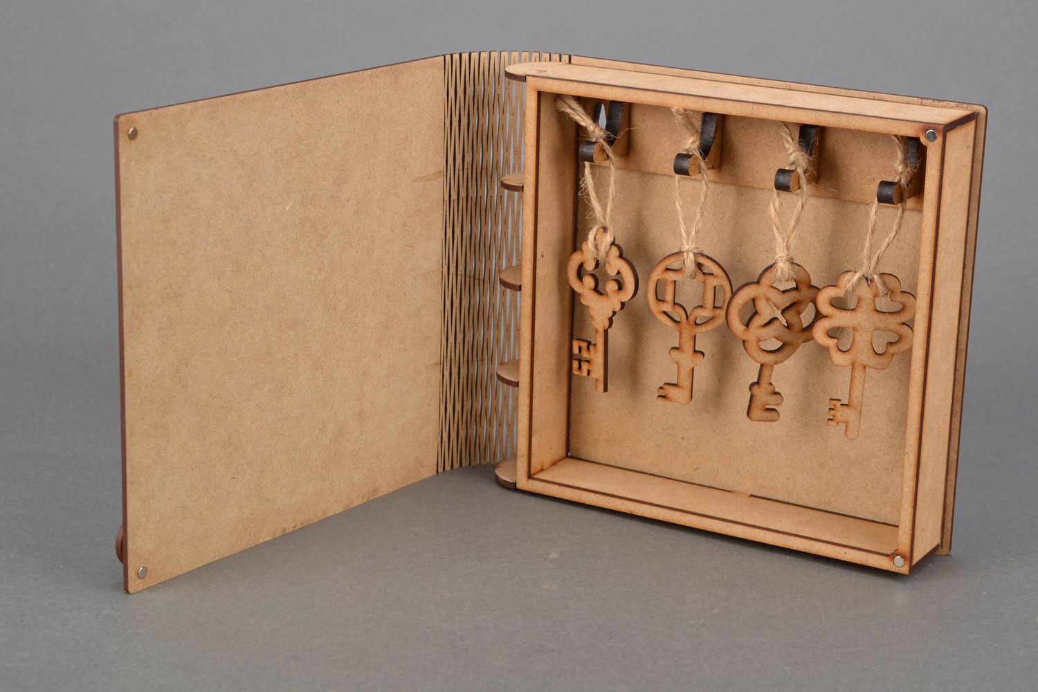 Boîte à clés en bois à peindre ou à décorer  photo 3