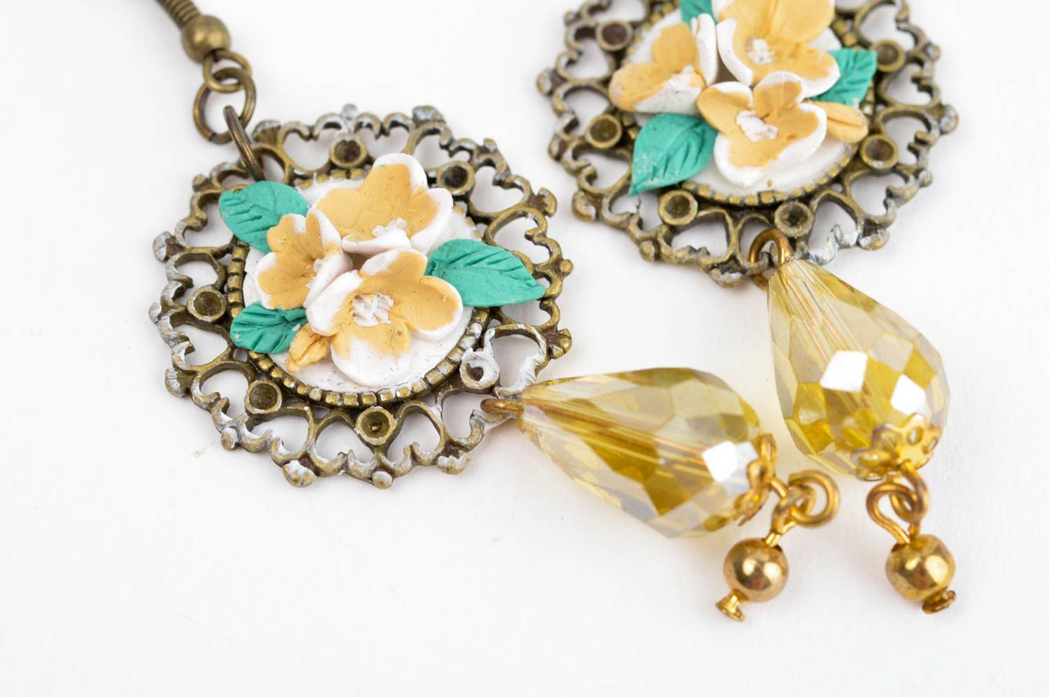 Elegant unusual necklace handmade stylish earrings beautiful jewelry photo 5