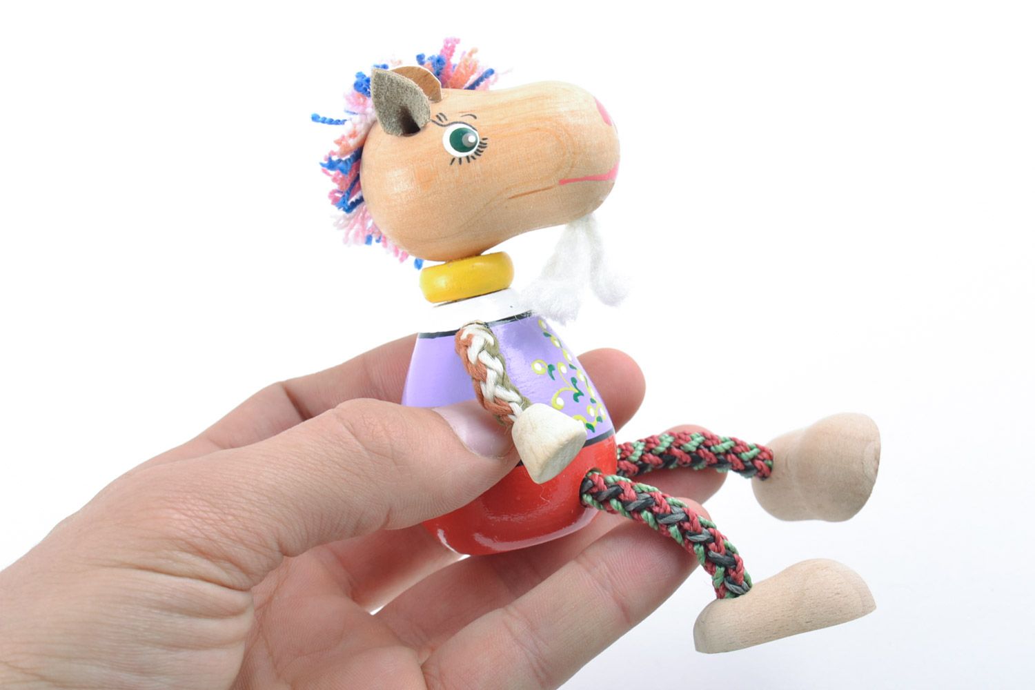 Деревянная игрушка козлик ручной работы милый с росписью красками детский фото 2