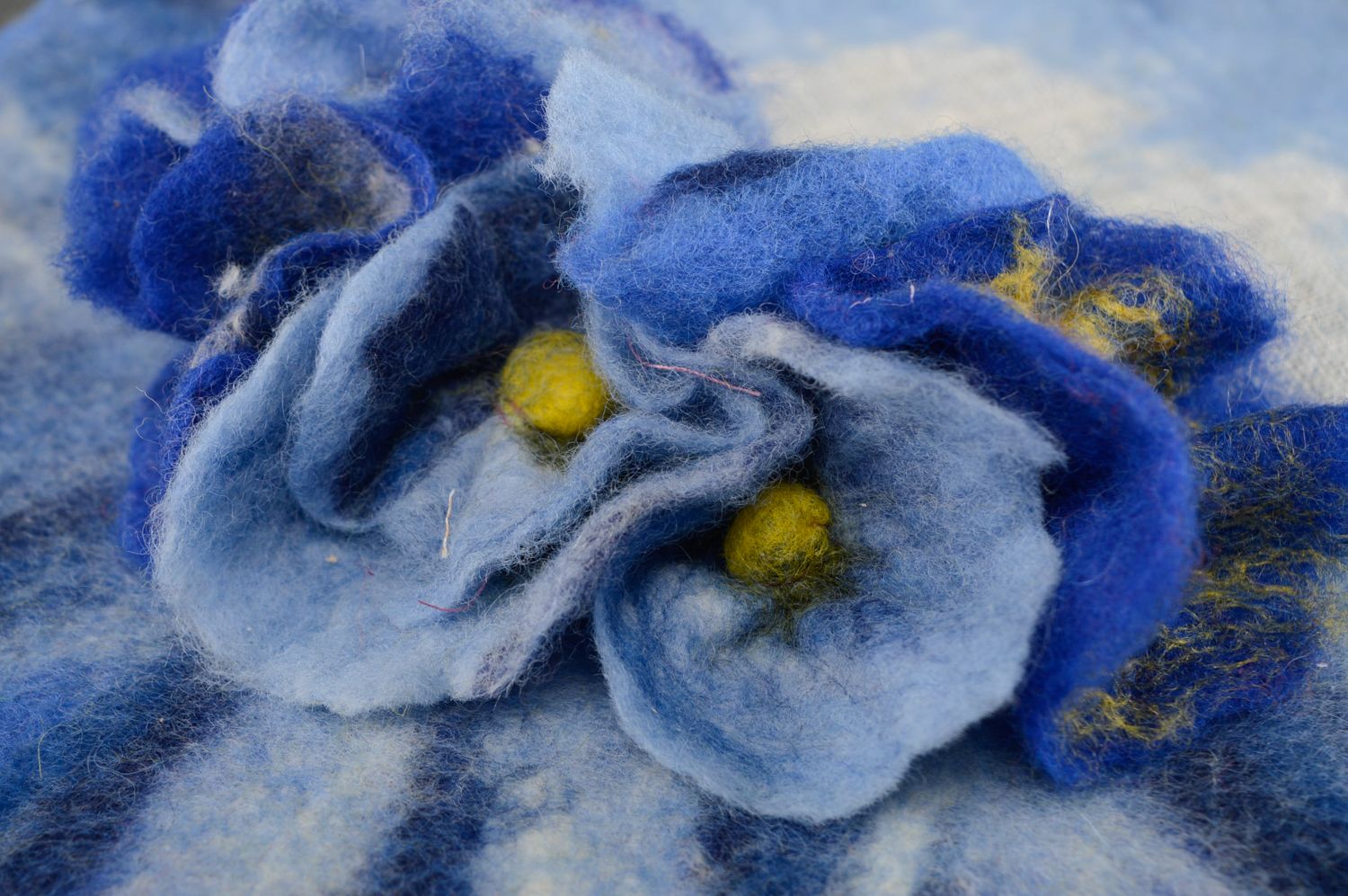 Napperon en laine feutrée original bleu  photo 2
