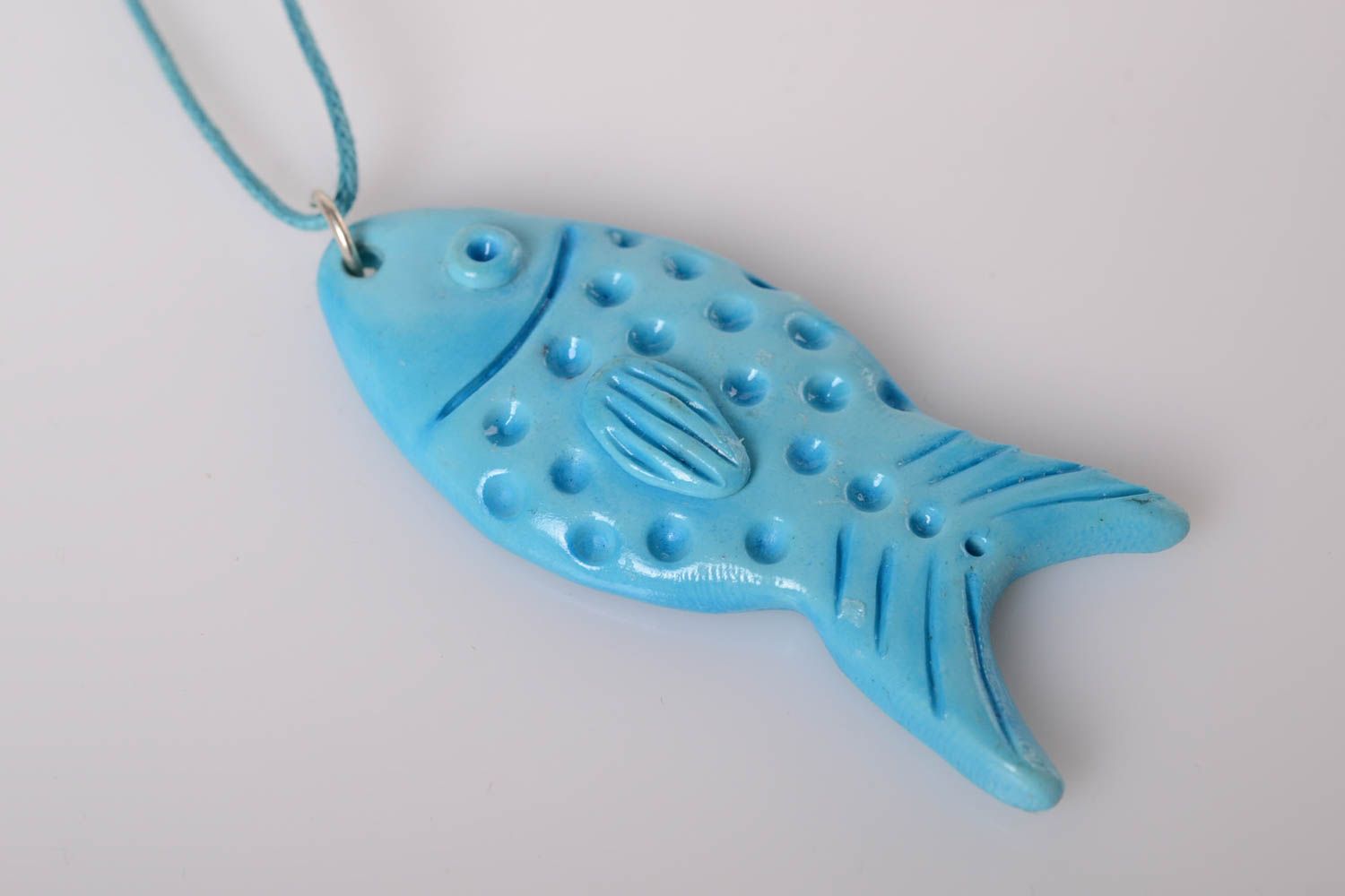 Pendentif poisson Bijou fait main pâte polymère Accessoire femme bleu clair photo 4