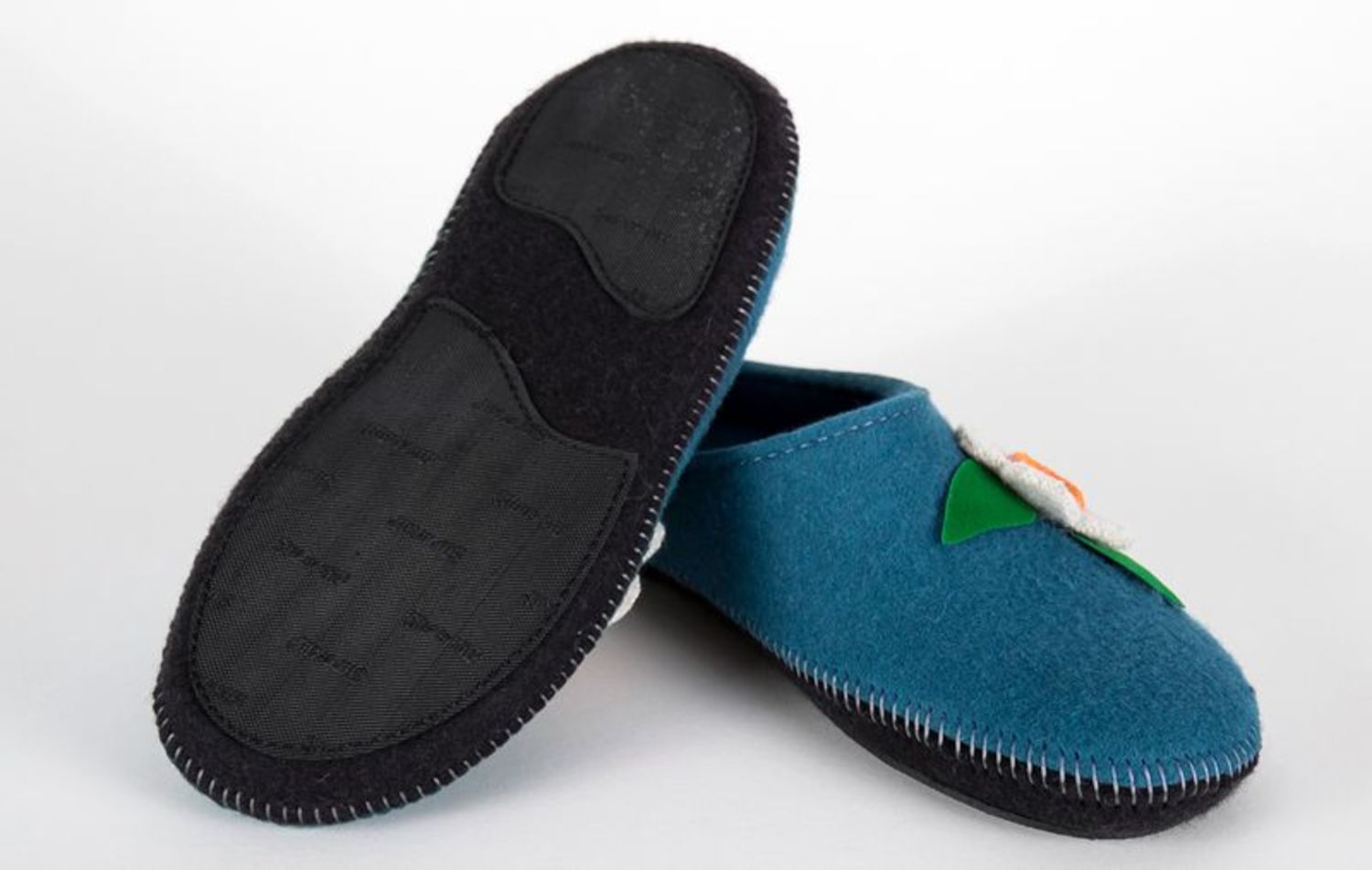 Women's felt clogs made from wool of blue color  photo 4