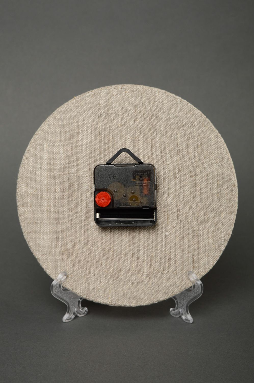 Этнические настенные часы ручной работы круглые с вышивкой фото 4