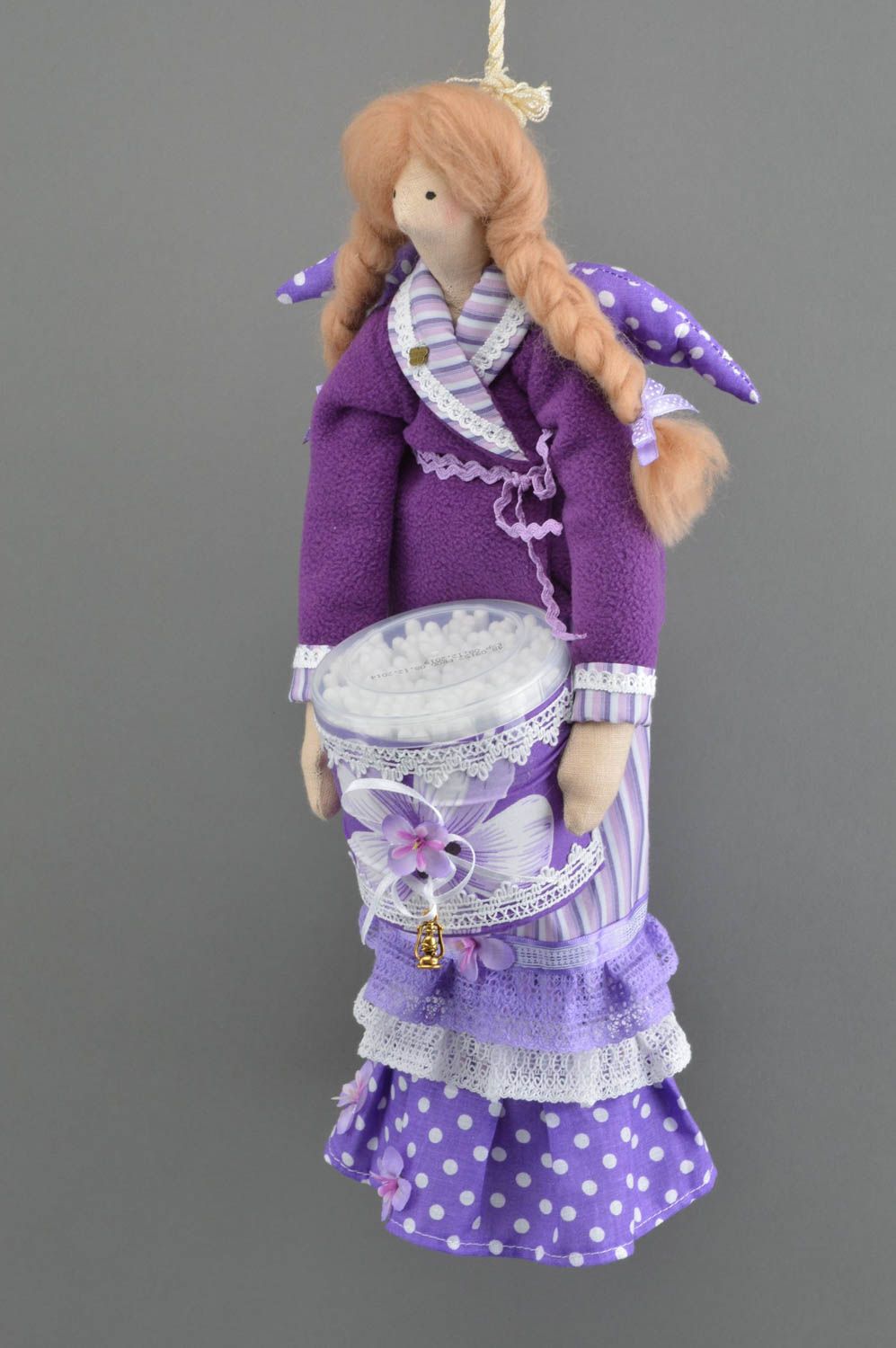 Тканевая кукла подвеска держатель для ватных палочек Хранительница сиреневая фото 1