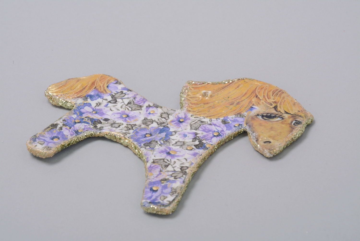 Pendant-talisman Horse painted with flowers photo 4