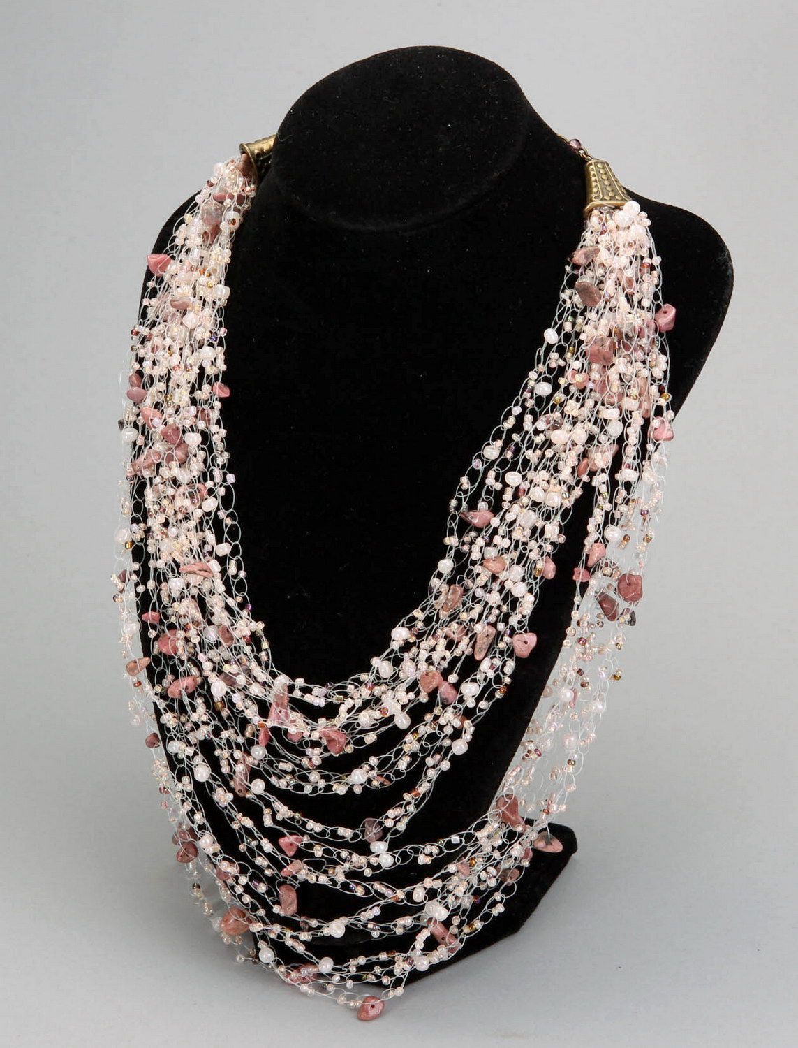 Necklace made of rhodonite fragments photo 5