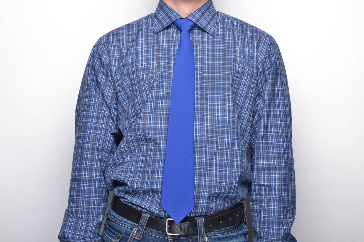 Cravate bleu unicolore faite main photo 2