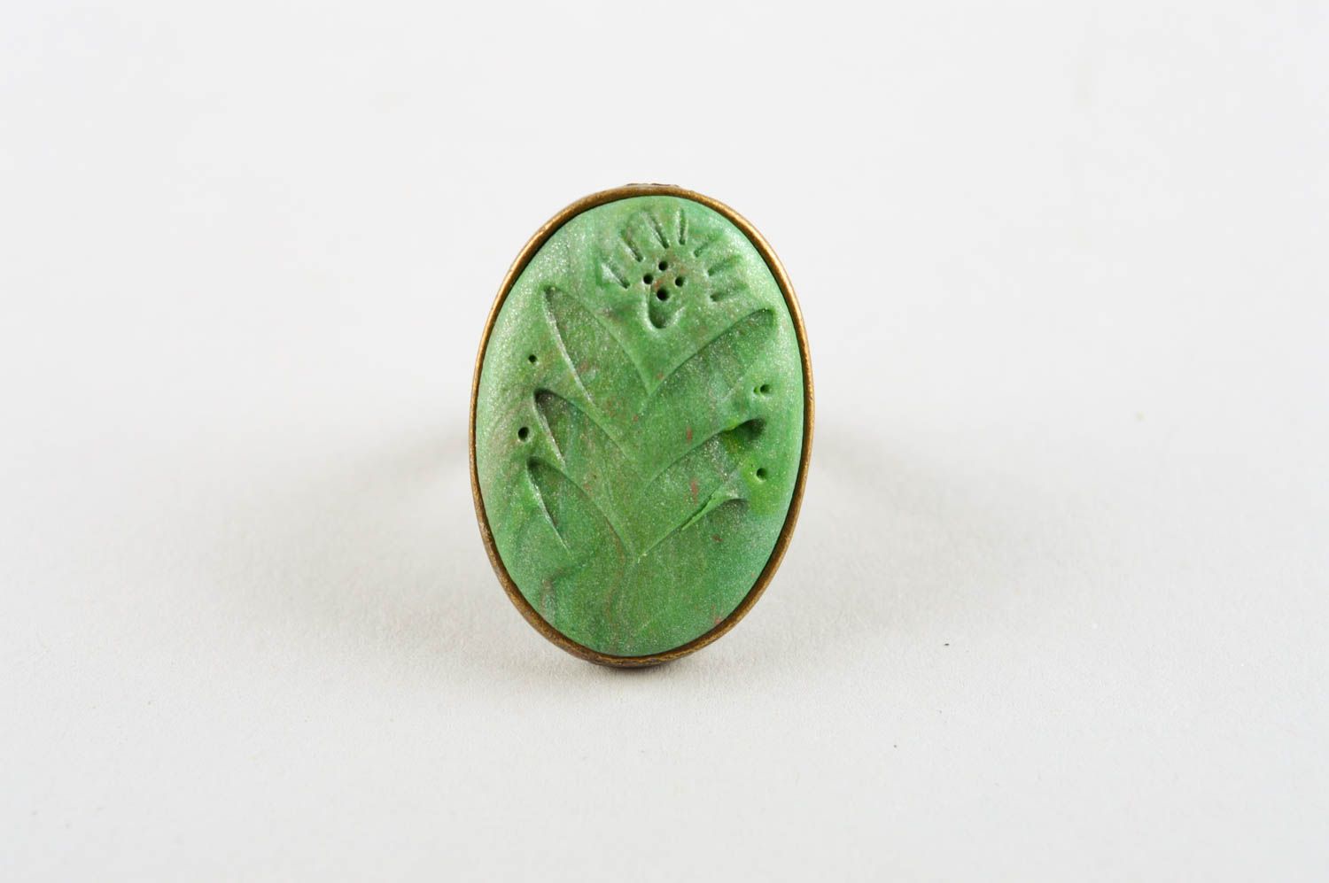 Кольцо ручной работы кольцо для девушек украшение из полимерной глины зеленое фото 2
