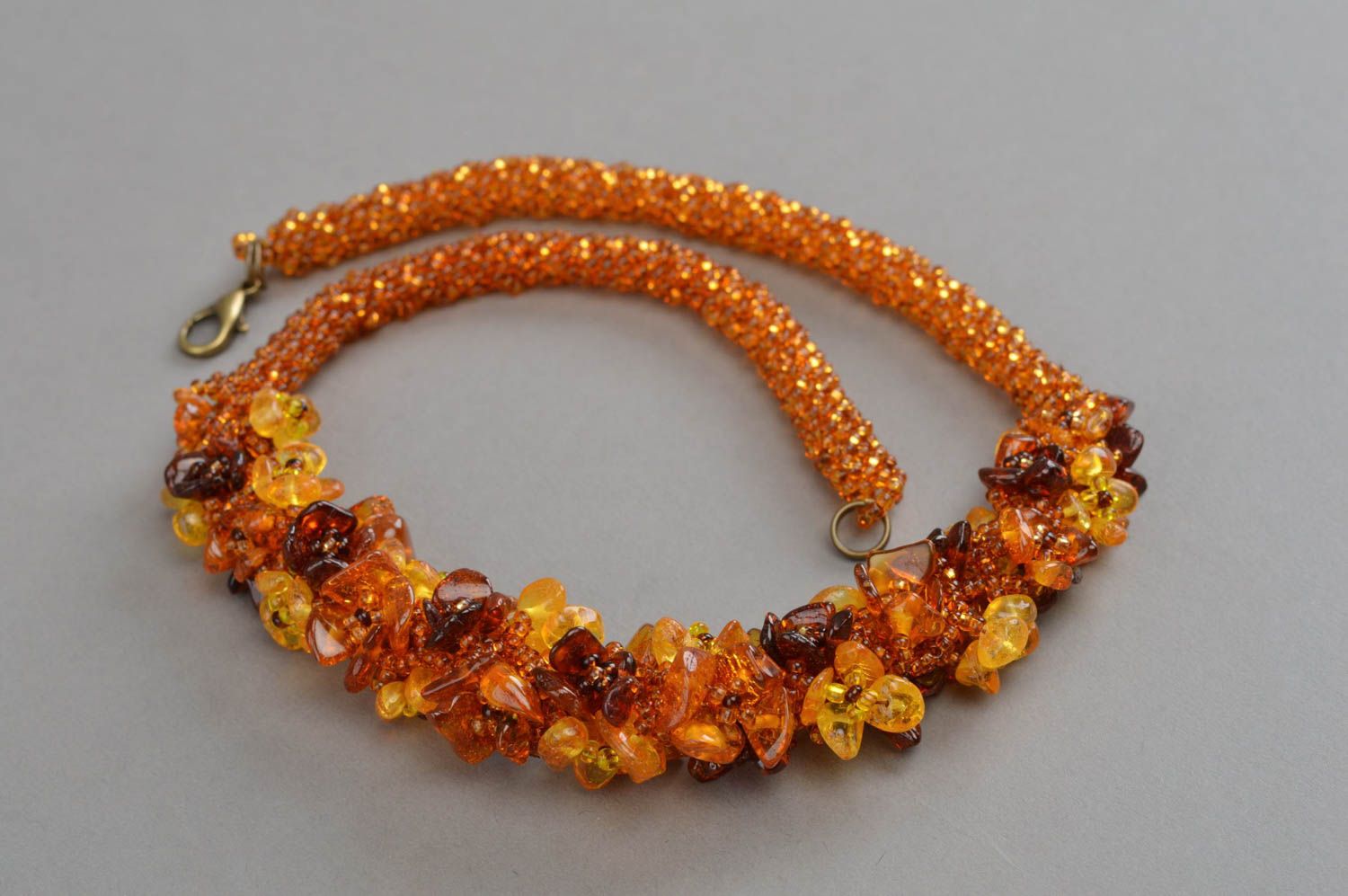 Collier en ambre naturel et perles de rocaille fait main cadeau pour femme photo 2