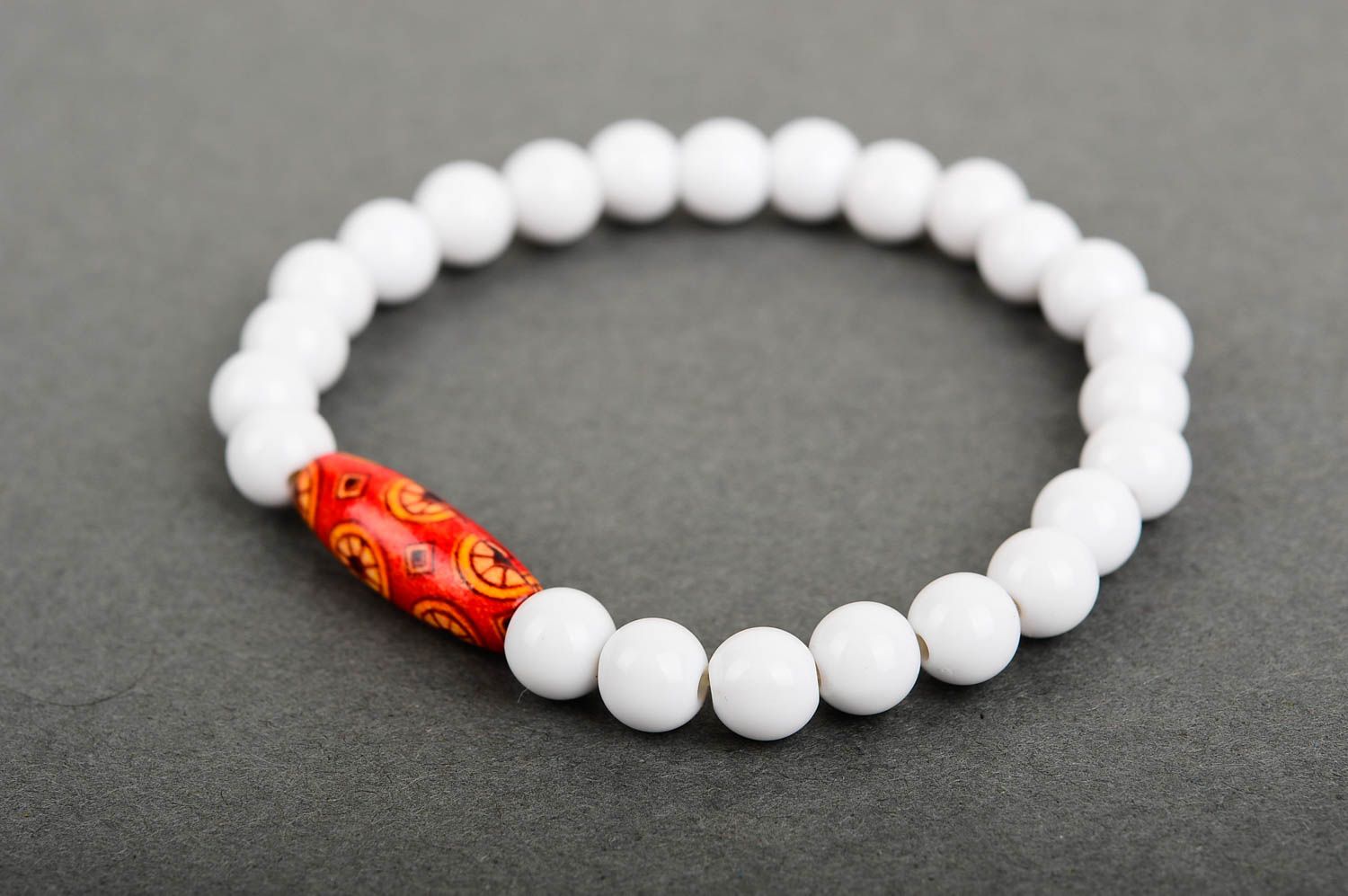Bracelet perles fantaisie Bijou fait main blanc Cadeau pour femme original photo 3
