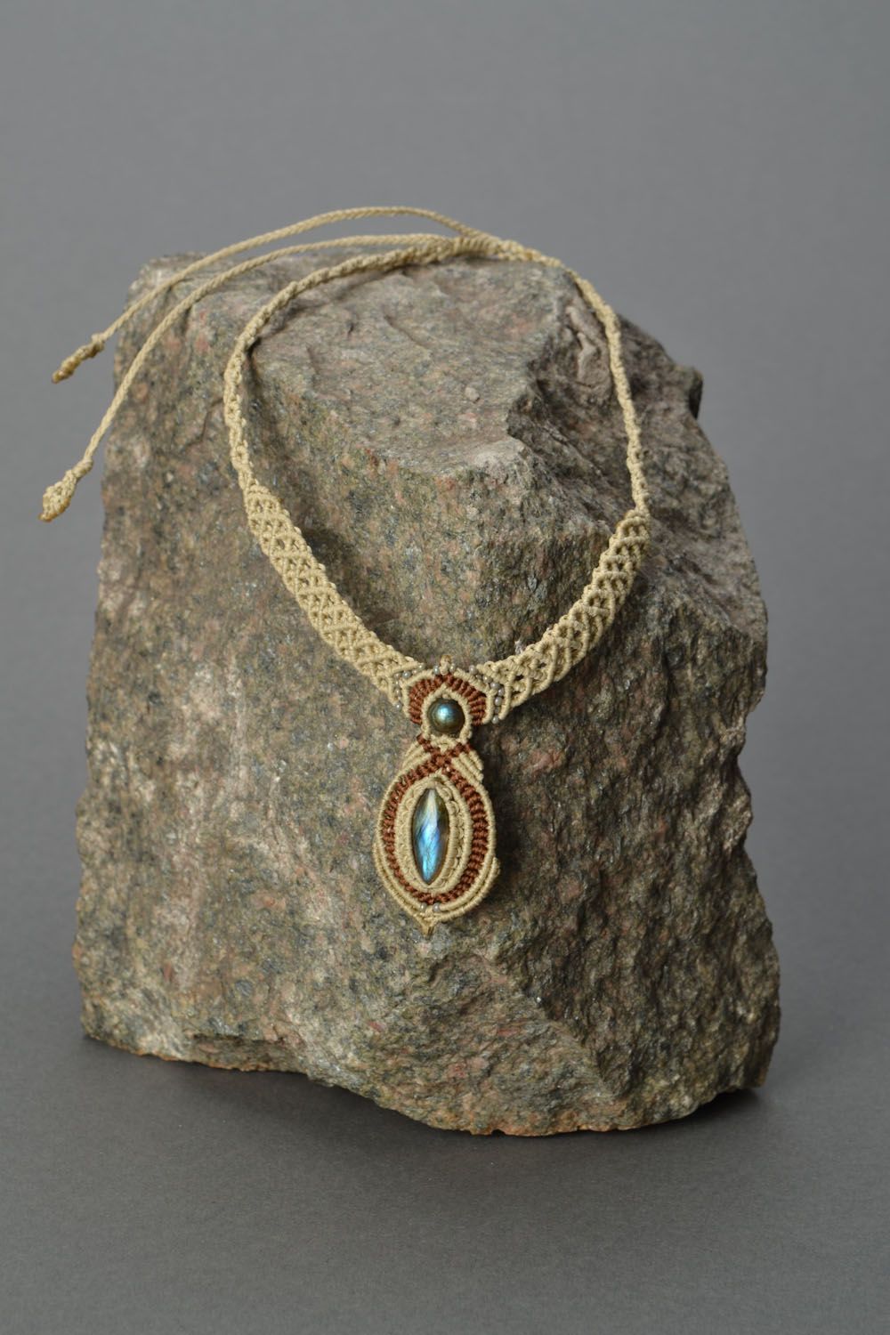 Macrame necklace with labradorite gemstone photo 1