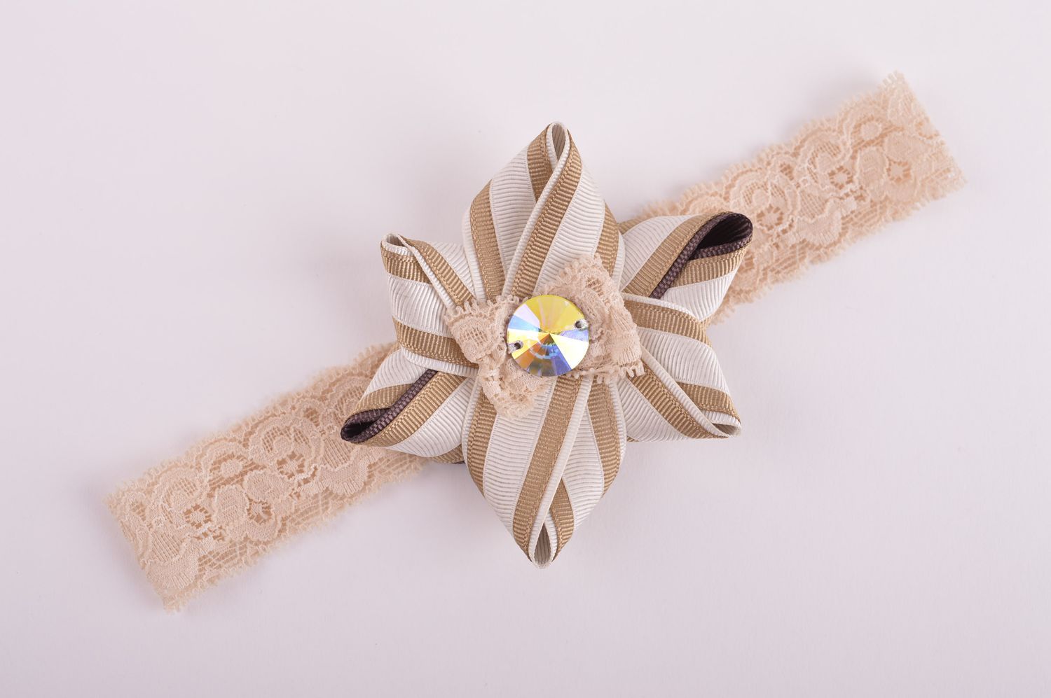 Dünnes Haarband Handgemachter Schmuck Accessoire für Haare Blumen Haarband beige foto 5