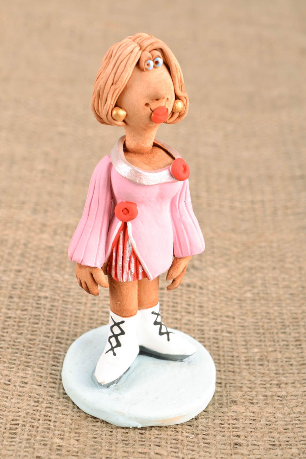 Ceramic statuette for present Figure Skater photo 1