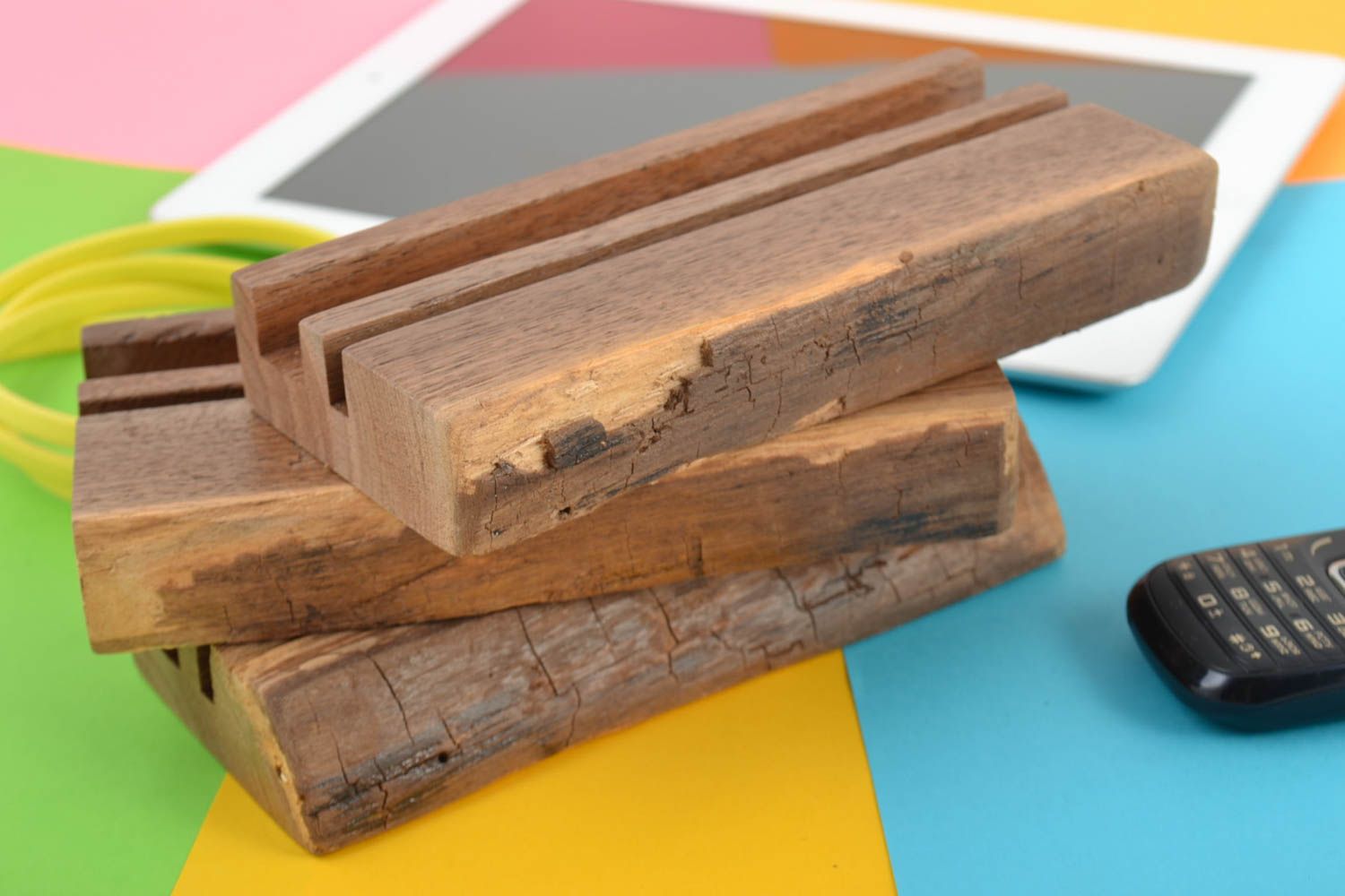 Set of 3 handmade stylish convenient desk tablet stands wooden brown varnished photo 1