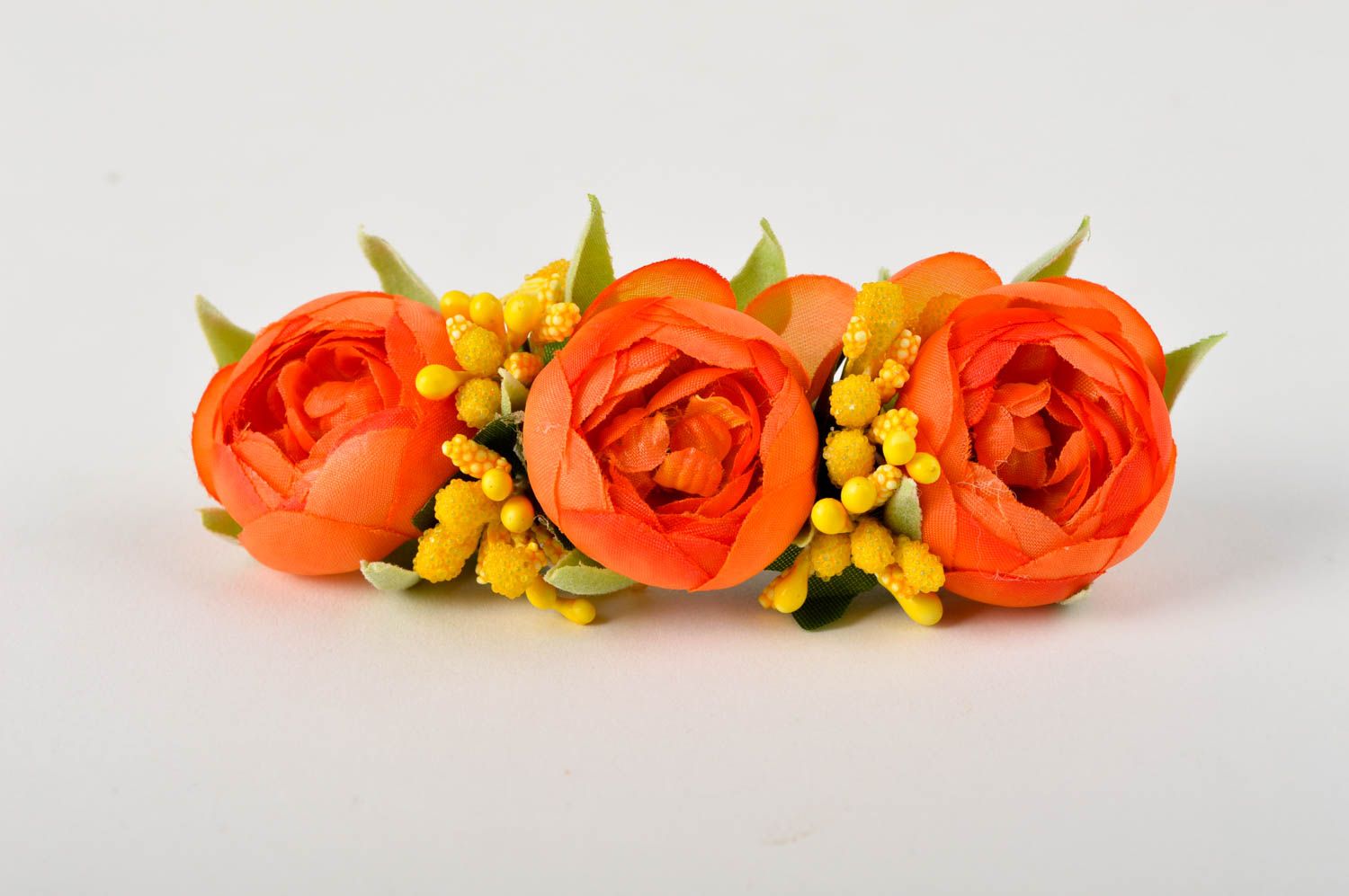 Стильная бижутерия ручной работы заколка с цветами розами аксессуар для волос фото 2