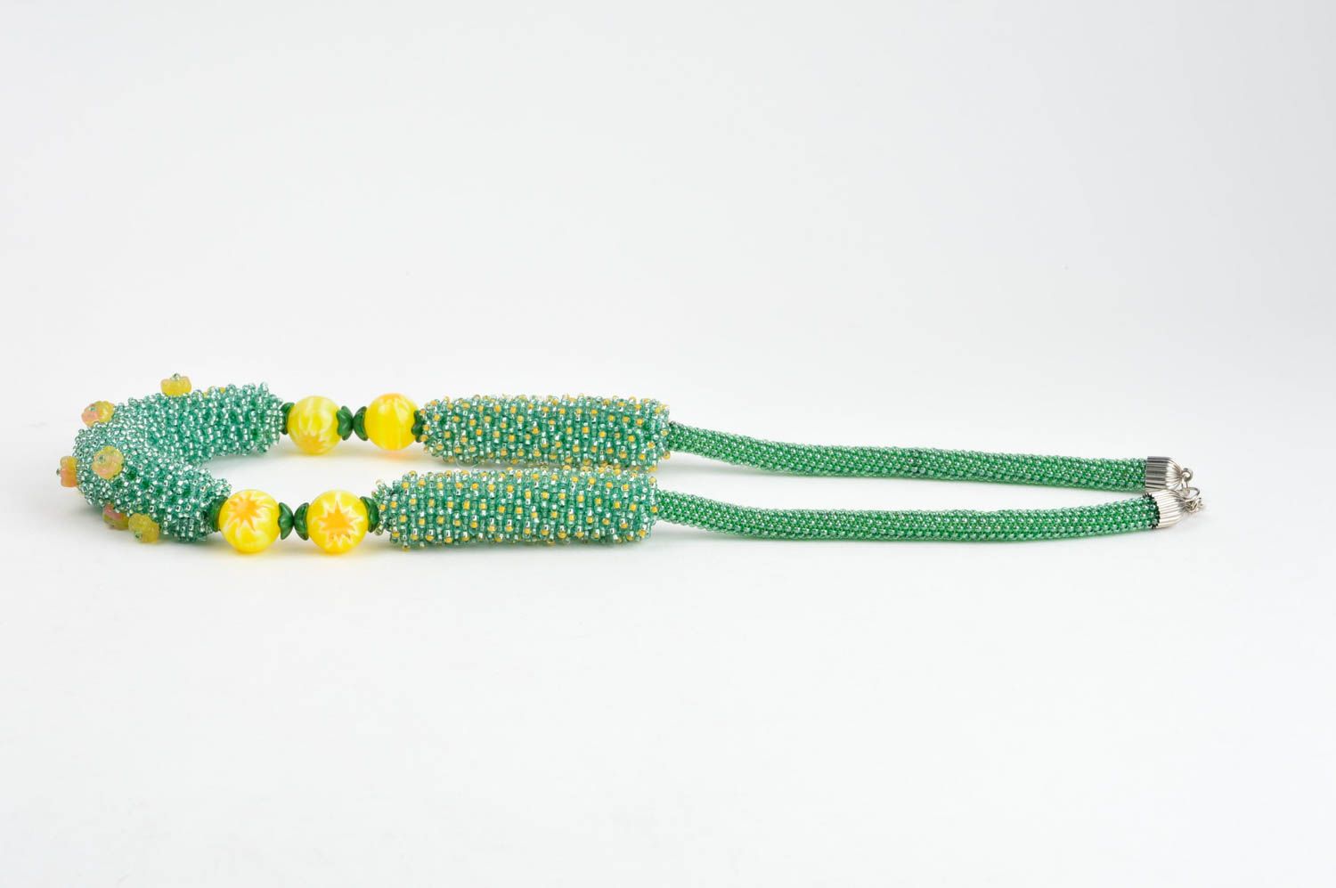 Handmade green beaded necklace stylish designer jewelry elegant necklace photo 2