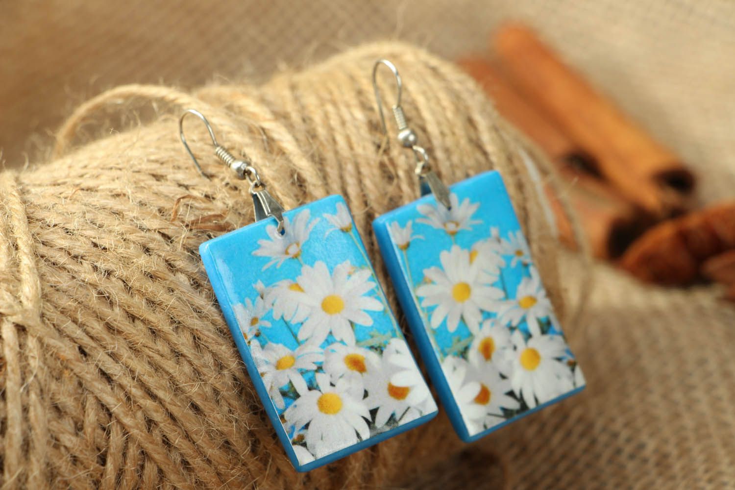 Earrings made ​​of polymer clay Daisies photo 3