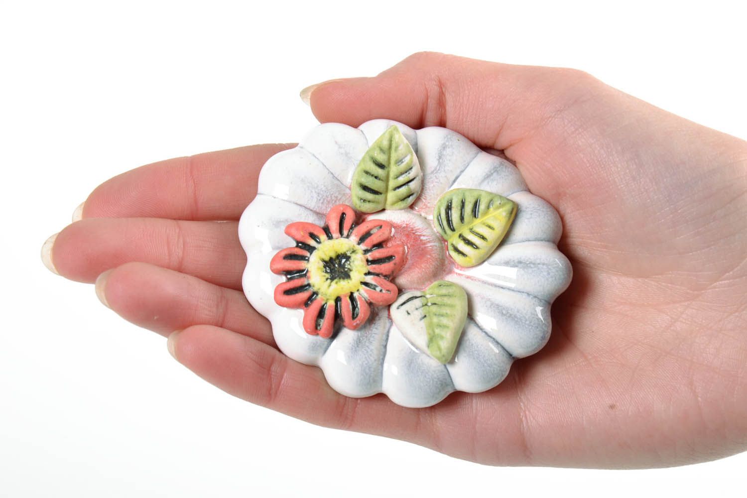 Ceramic fridge magnet Flower photo 2