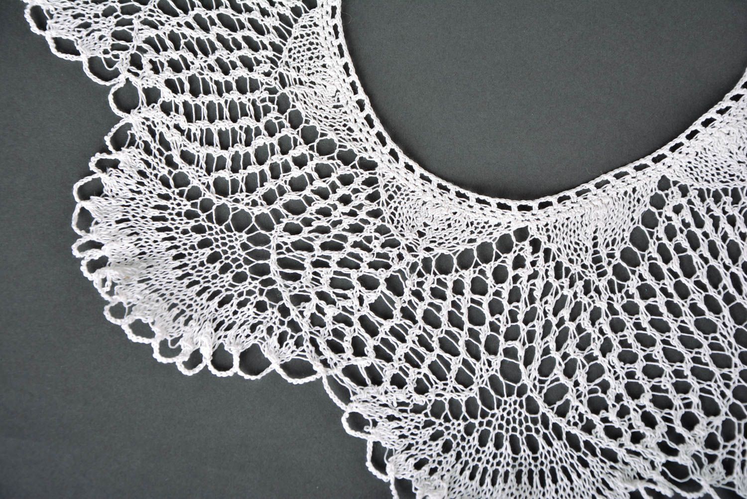 Handmade openwork collar crocheted feminine collar white elegant accessory photo 3