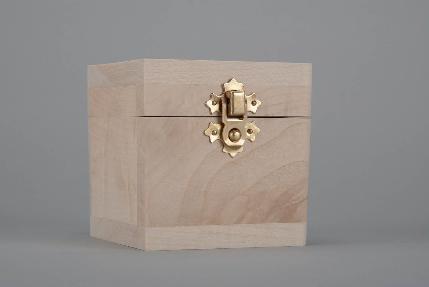Square wooden blank box with a lock photo 2