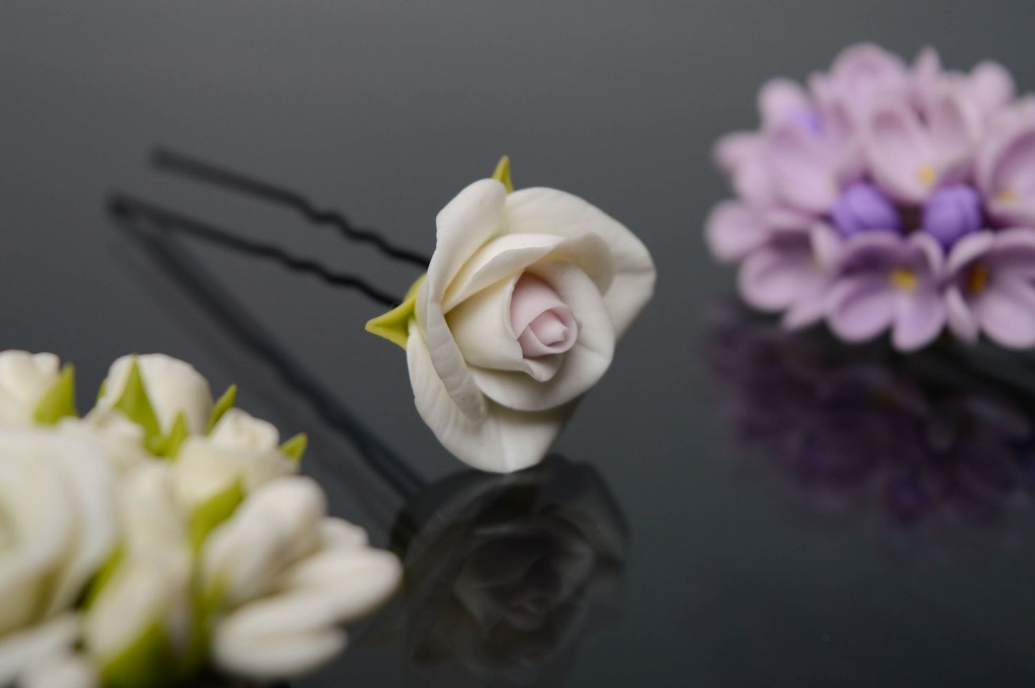 Шпилька для волос из холодного фарфора Белая роза фото 2