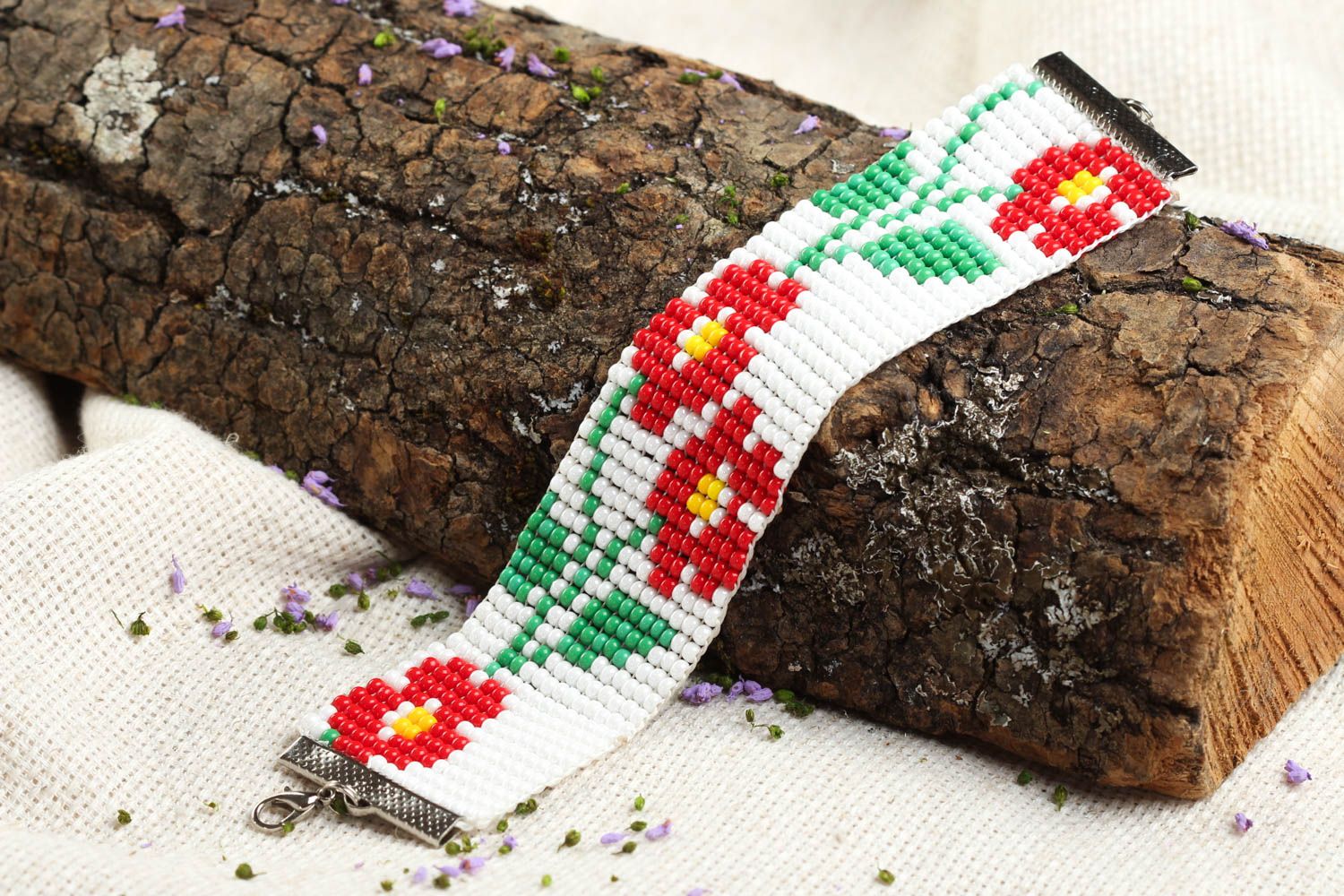 Stylish handmade wrist bracelet woven bead bracelet beaded bracelet designs photo 1