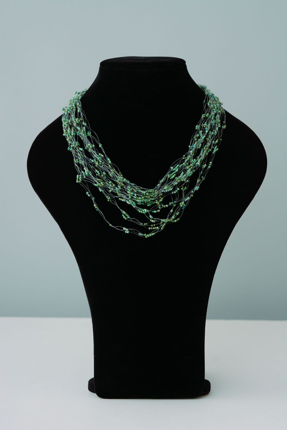 Green beaded necklace photo 1