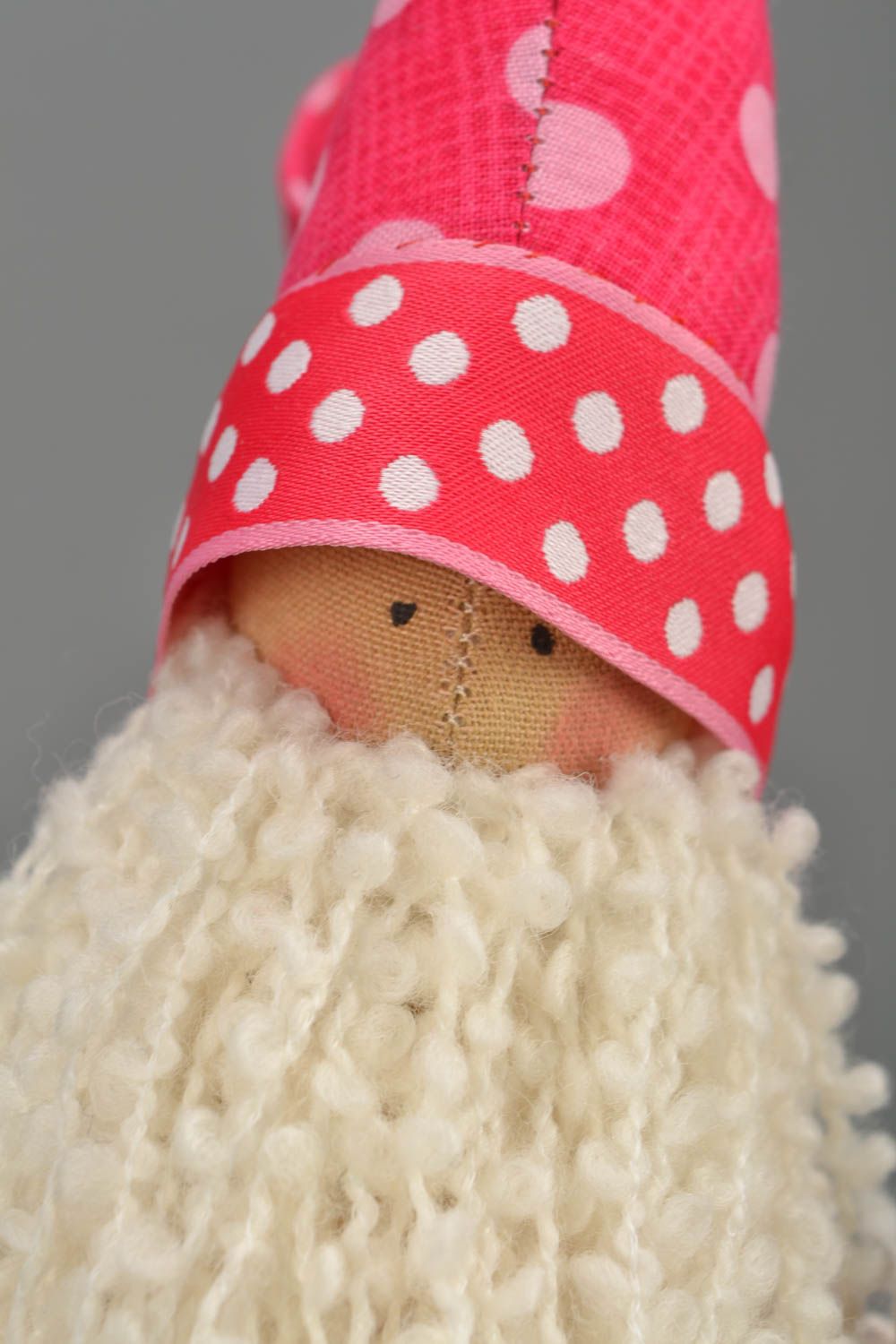 Jouet décoratif en tissus de coton et lin fait main Père Noël avec lapin photo 3