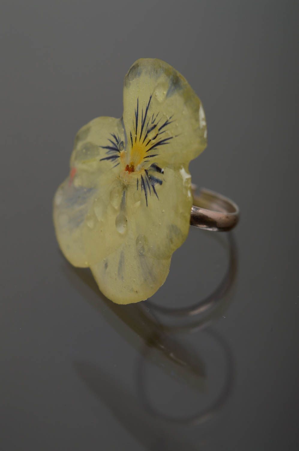 Bague fleur naturelle en résine époxyde faite main originale grande pour femme photo 1