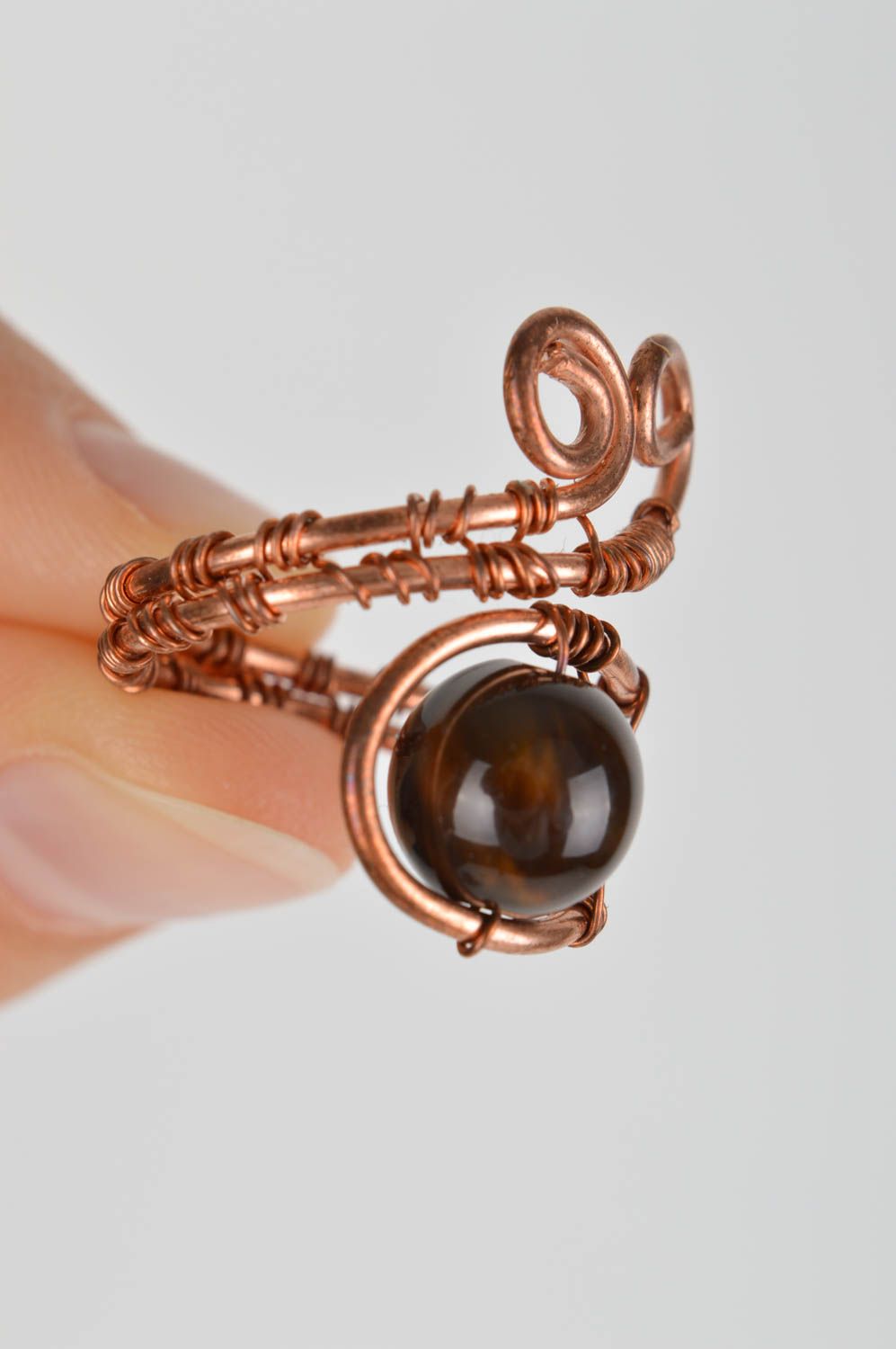 Красивое кольцо ручной работы необычное кольцо женское кольцо с бусинкой фото 3