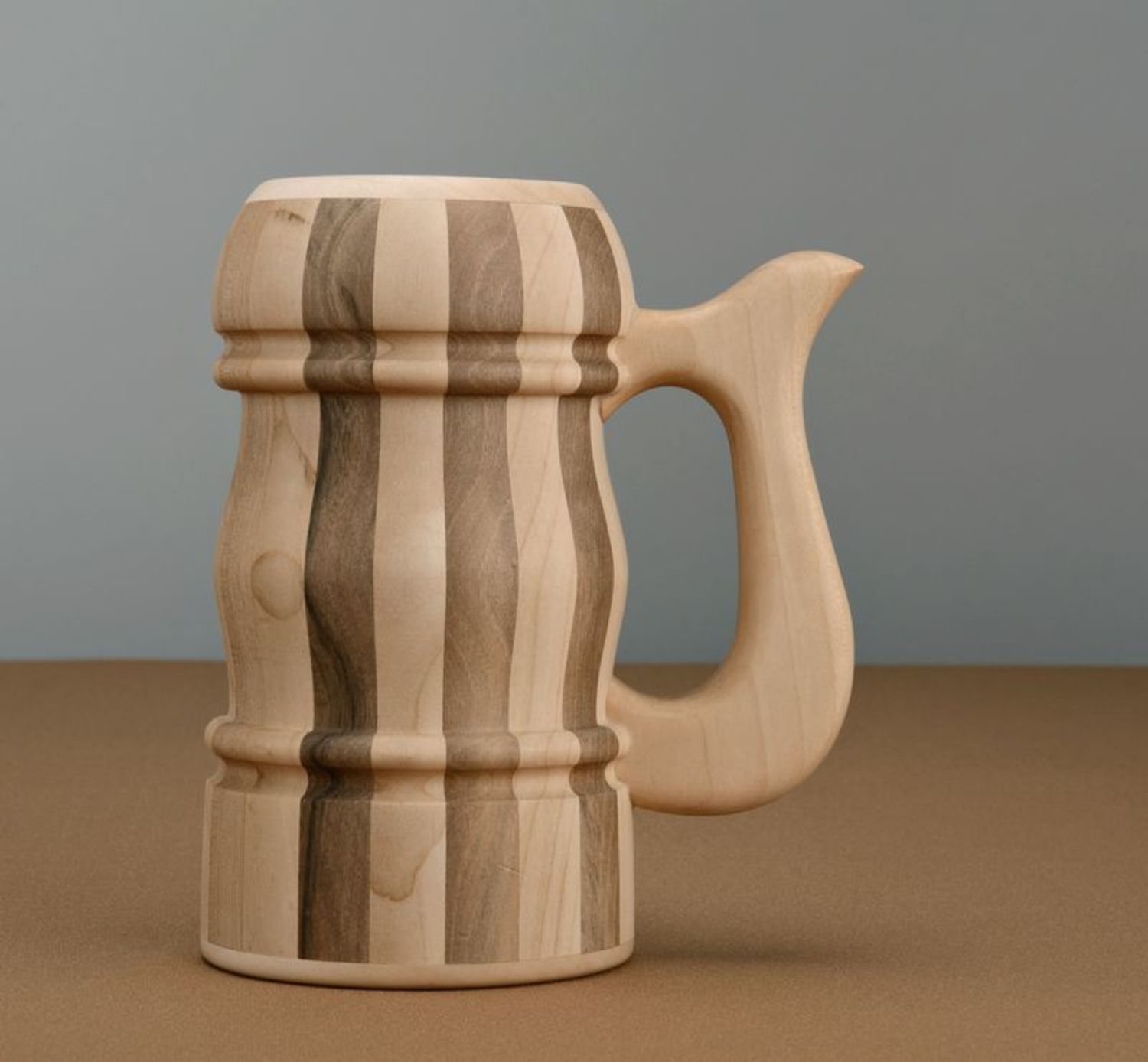 Wooden beer mug photo 3