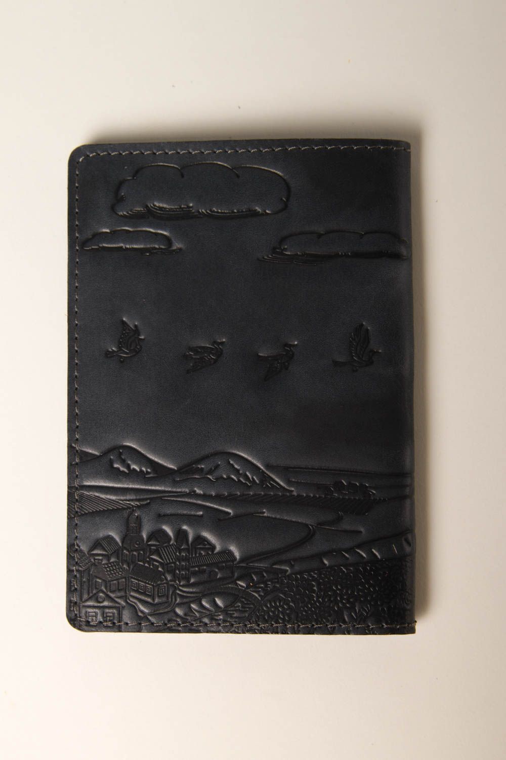 Черная обложка на паспорт хенд мейд аксессуар из кожи оригинальный подарок фото 3