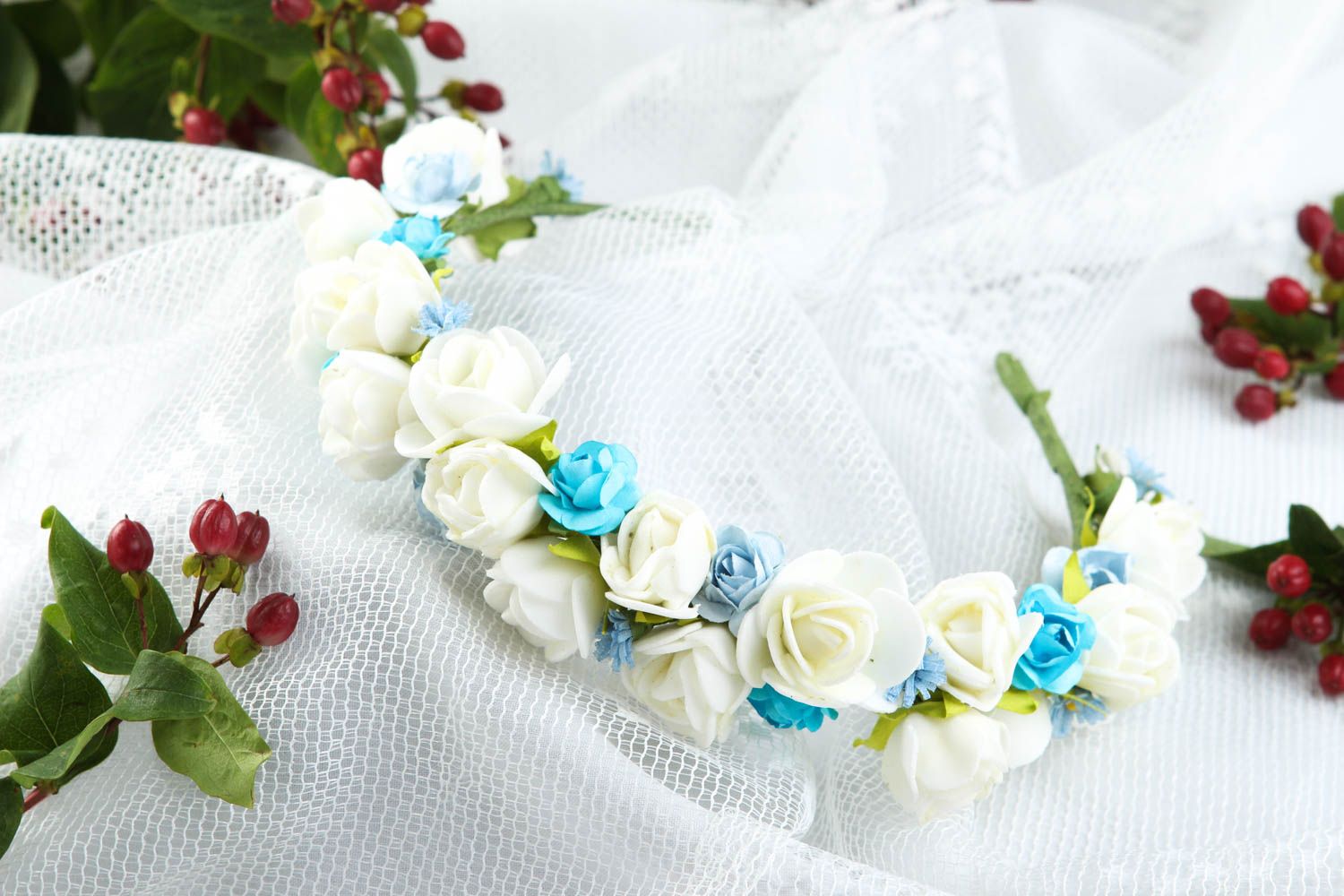 Serre-tête fleurs Bijou fait main design très romantique Accessoire cheveux photo 1