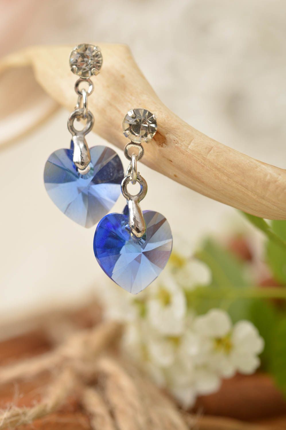 Orecchini con cristalli fatti a mano accessorio originale bello da donna azzurri foto 1