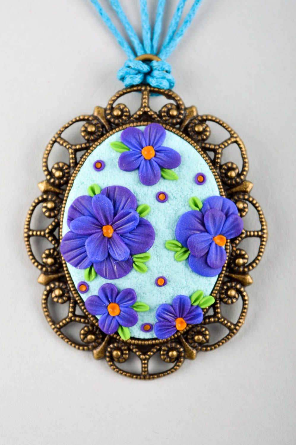 Кулон из полимерной глины синие цветы украшение ручной работы модная бижутерия фото 3