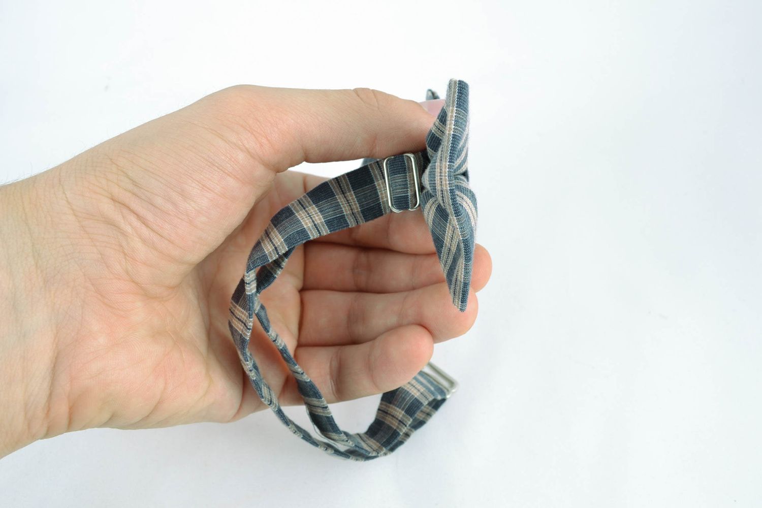 Текстильный галстук-бабочка ручной работы в клетку синий фото 2