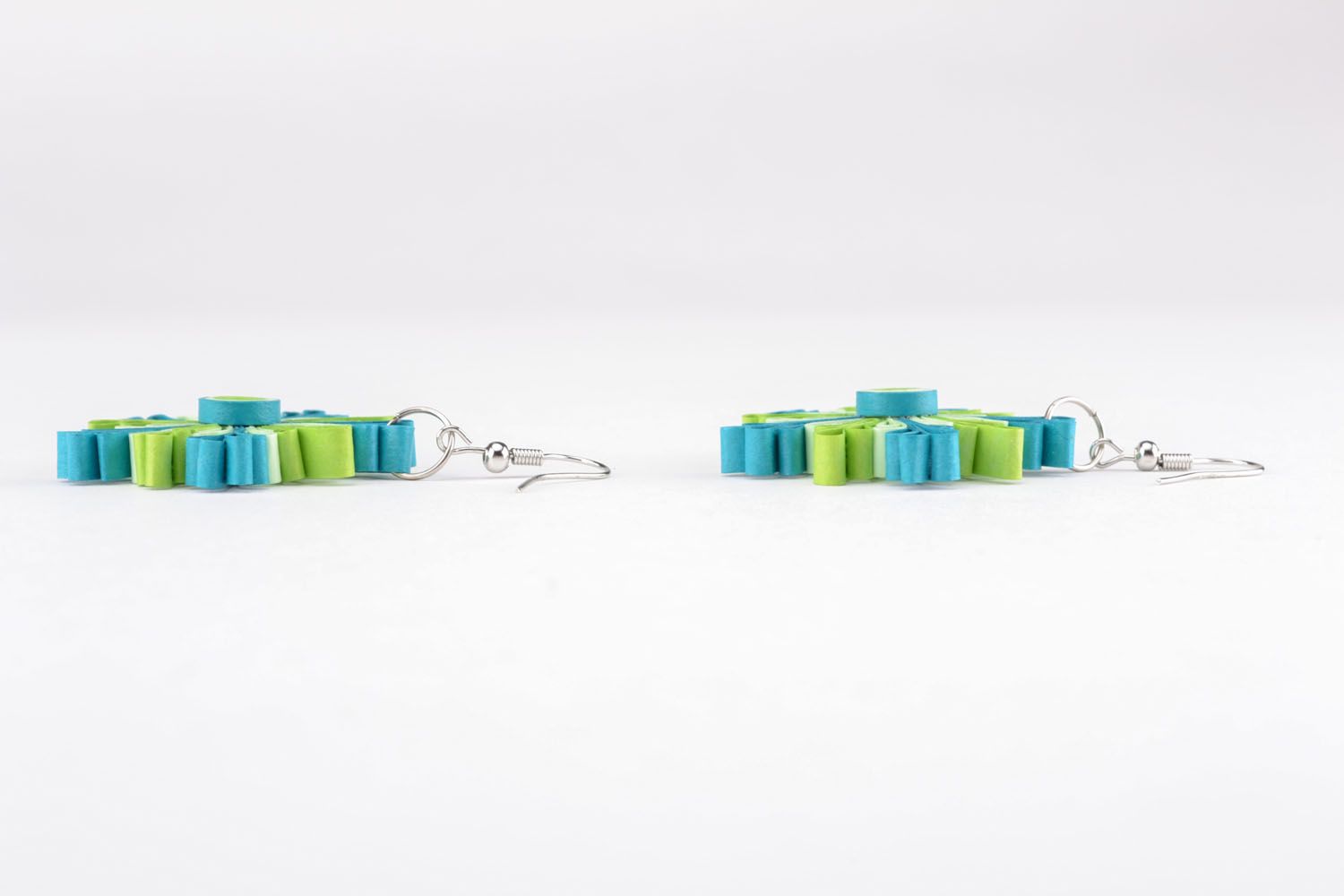 Quilling paper earrings photo 1