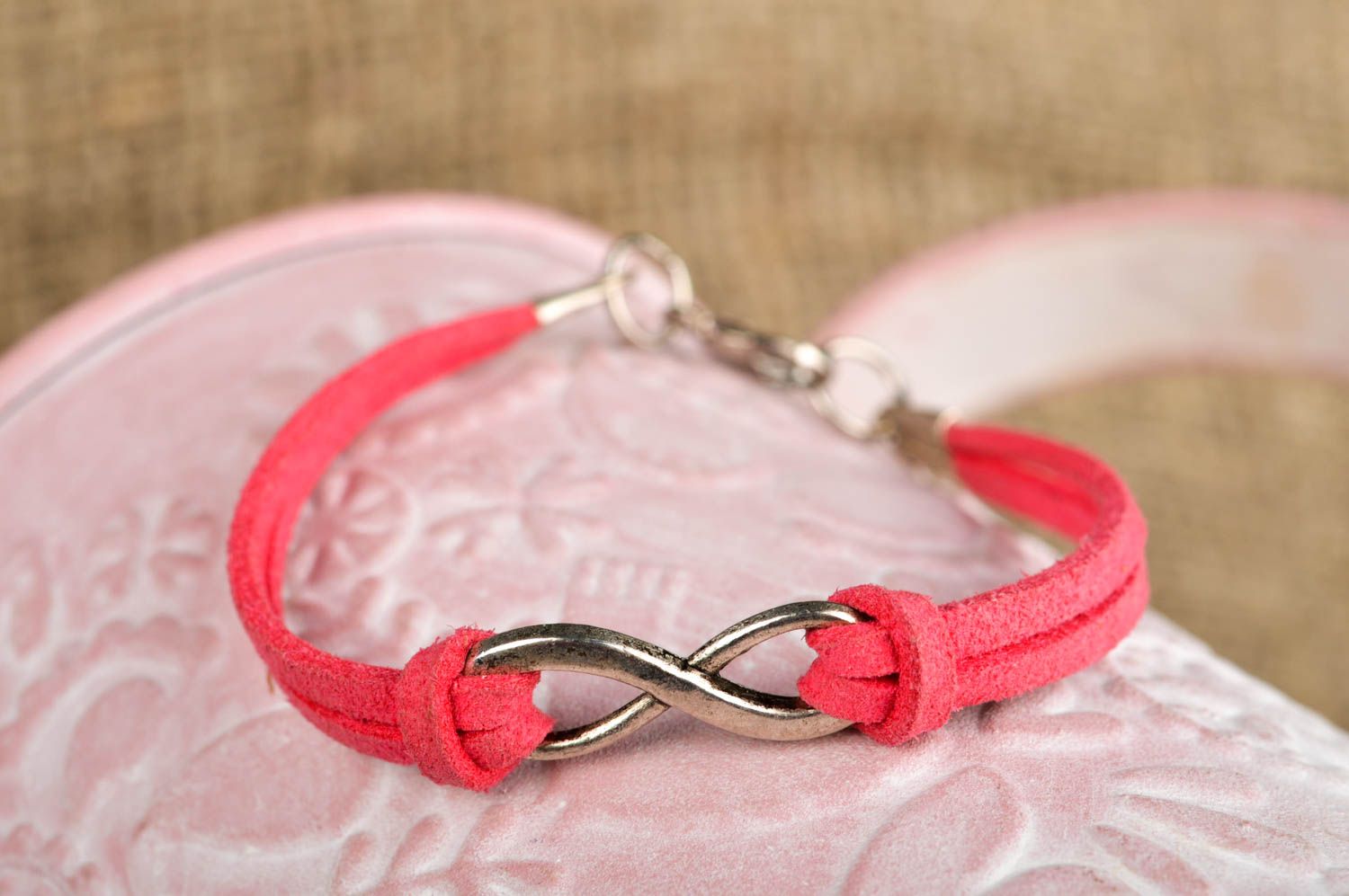Bracelet en daim rose Bijou fait main avec symbole infini Cadeau pour femme photo 1