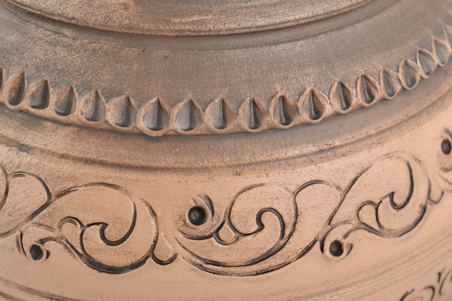 Grande cruche céramique 3 litres faite main avec ornements marron vaisselle photo 3