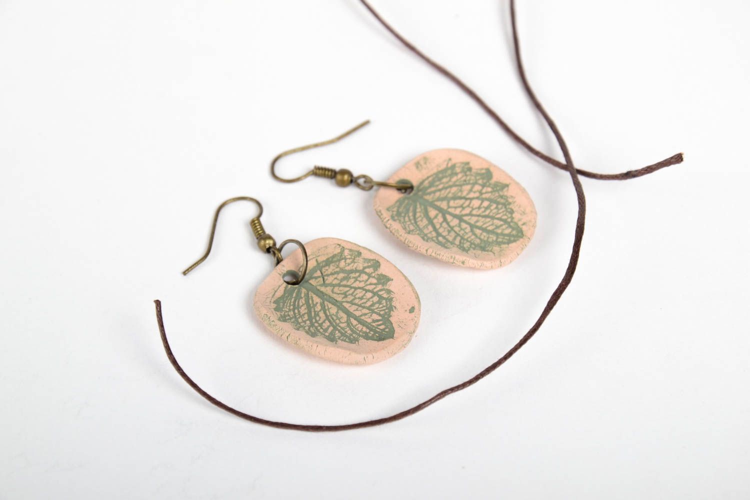 Stylish handmade dangling earrings clay pendant trendy accessories for women photo 3