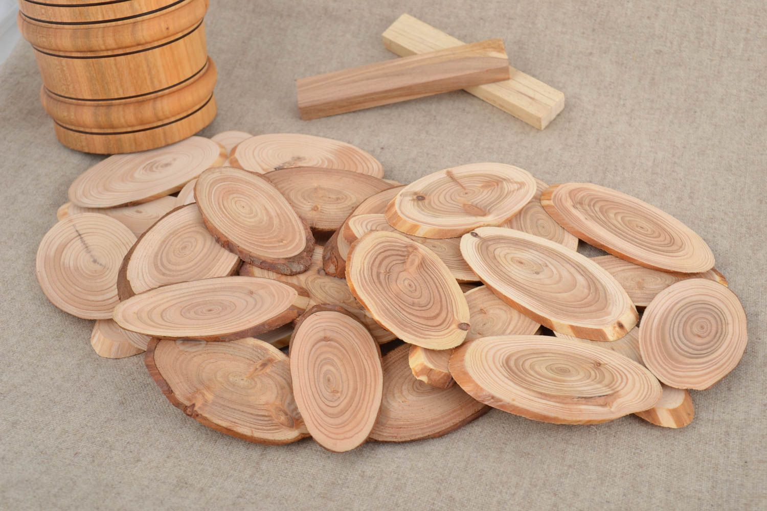 Salvamanteles de madera hechos a mano conjunto de tres piezas para cocina cómodos foto 1