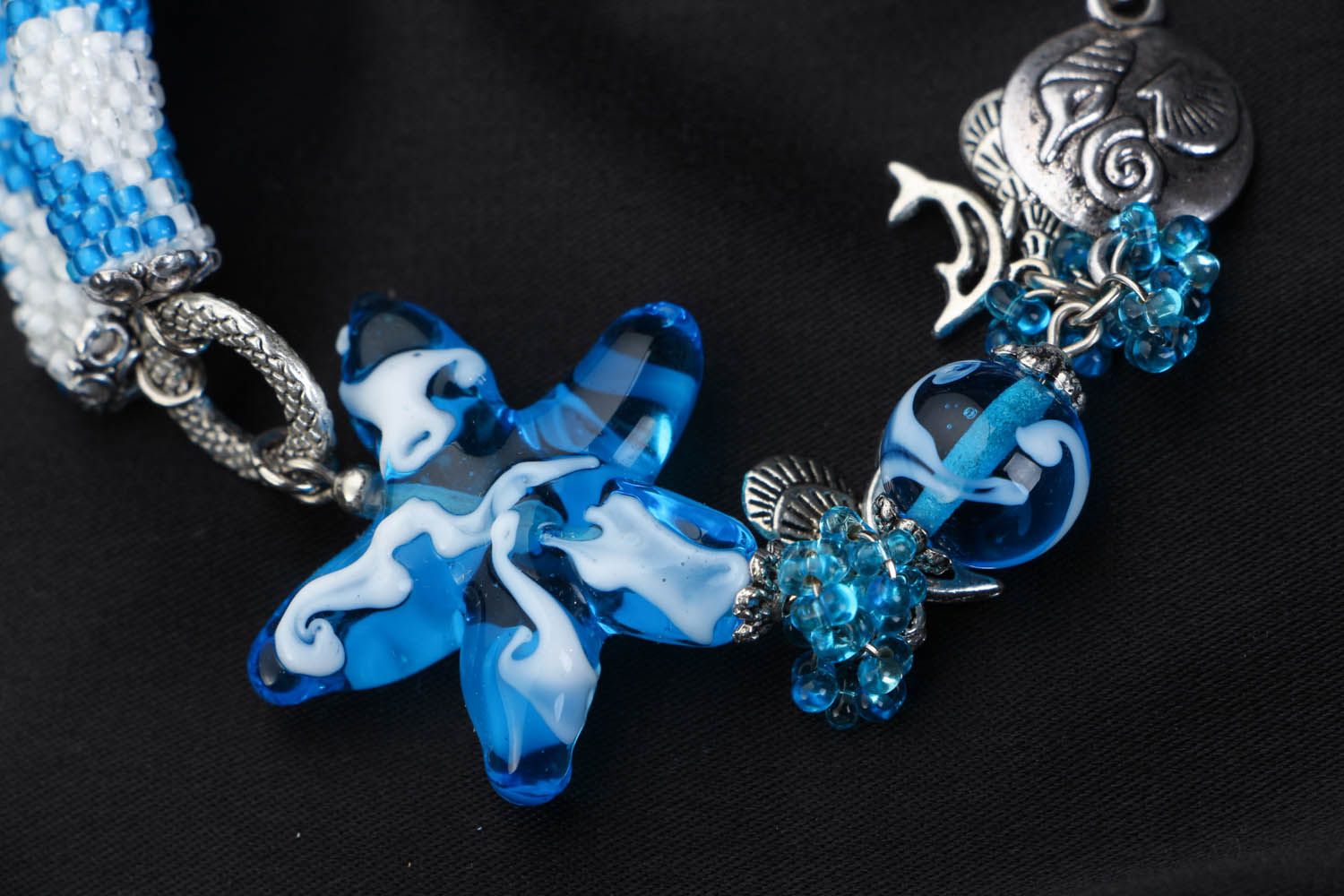 Bracelet en verre et perles de rocaille Étoile de mer  photo 3
