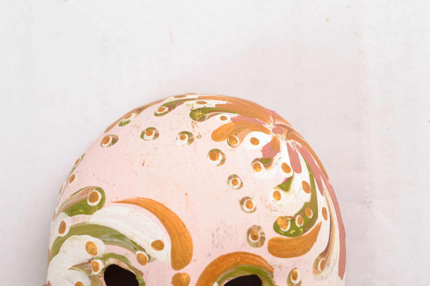 Maske Kühlschrankmagnet aus Ton mit Bemalung foto 4