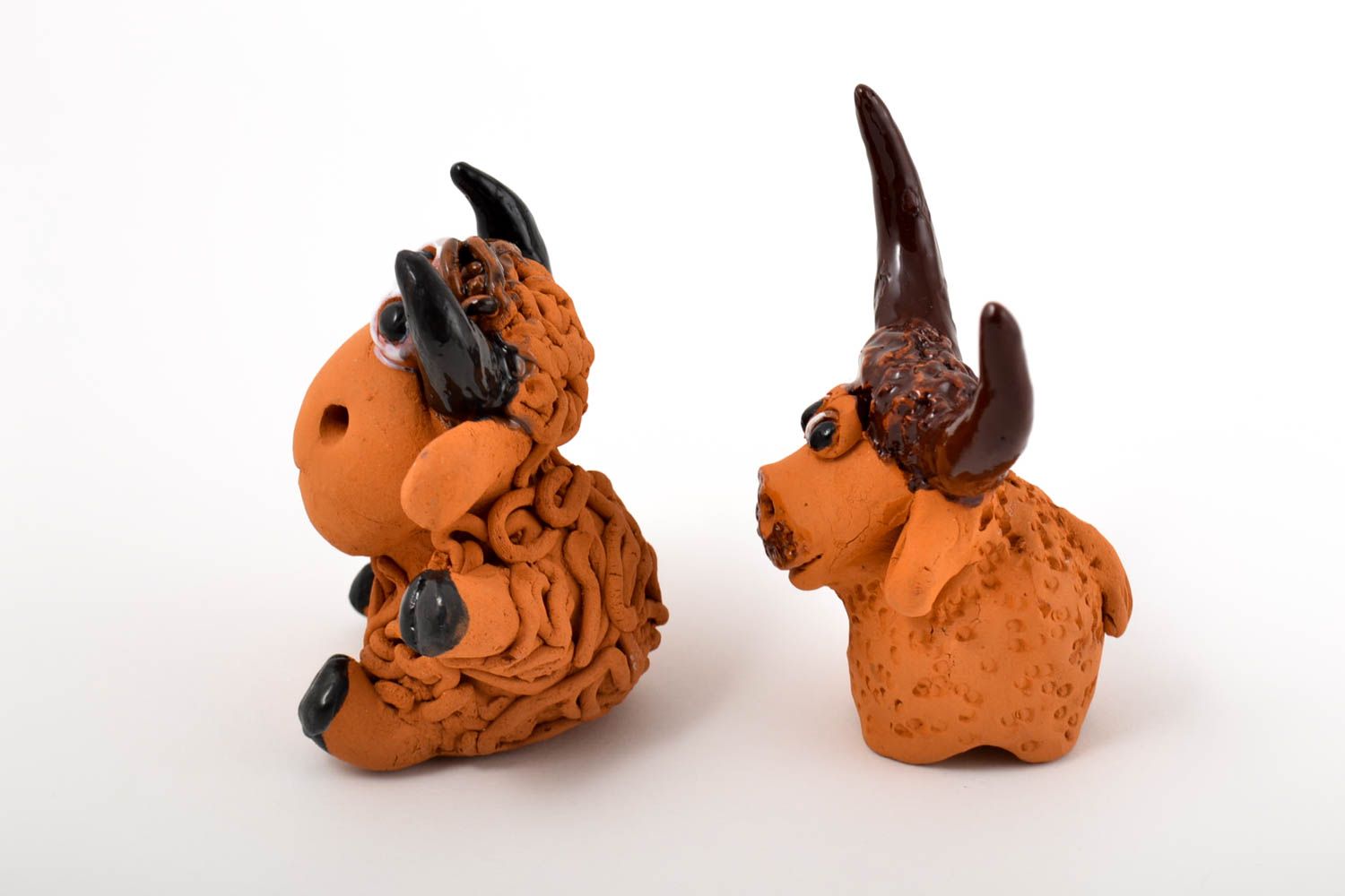 Animaletti in ceramica fatti a mano set di due figurine souvenir di terracotta foto 3
