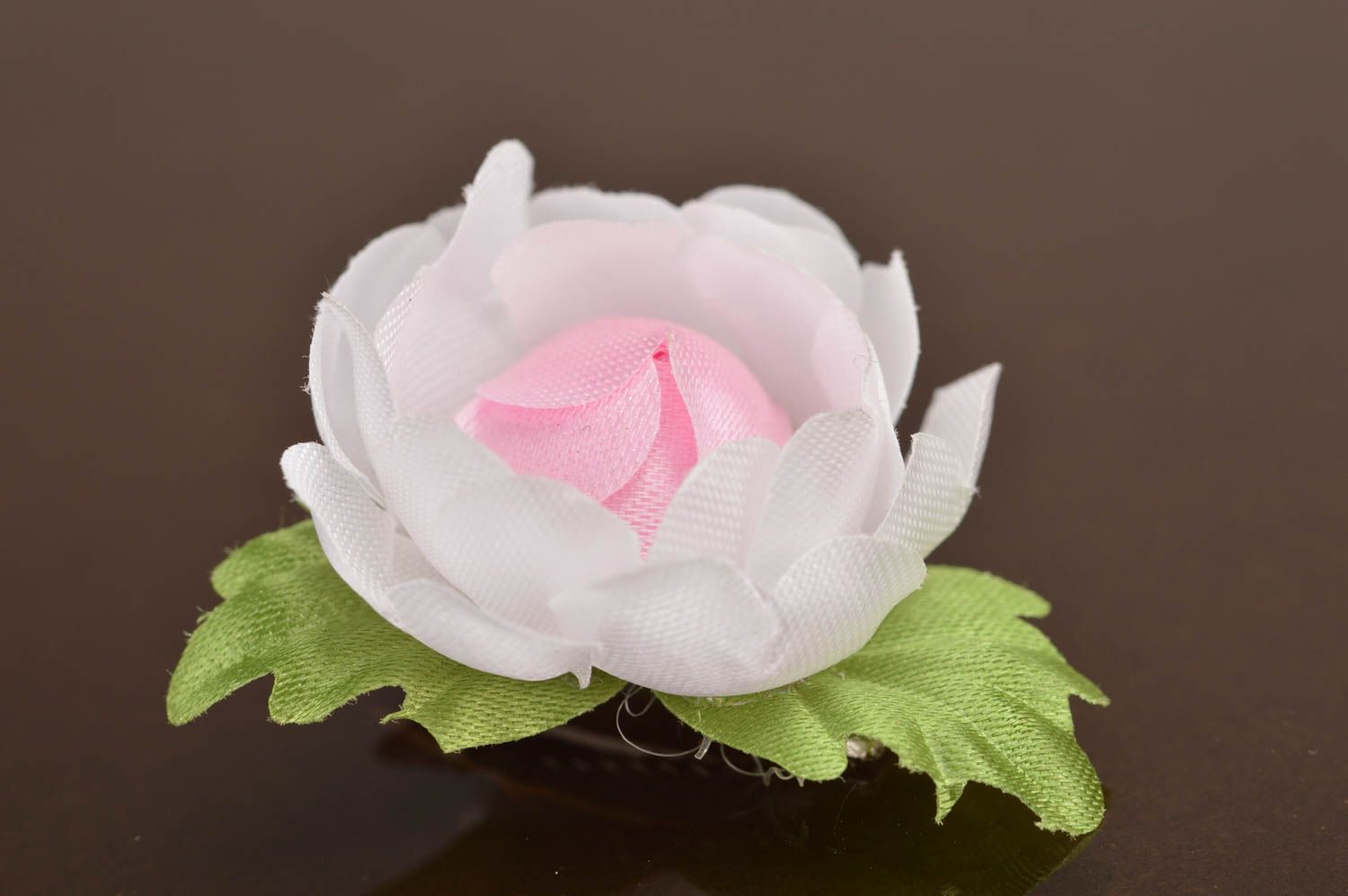 Barrette à cheveux fleur blanc rose faite main pour originale cadeau enfant  photo 2
