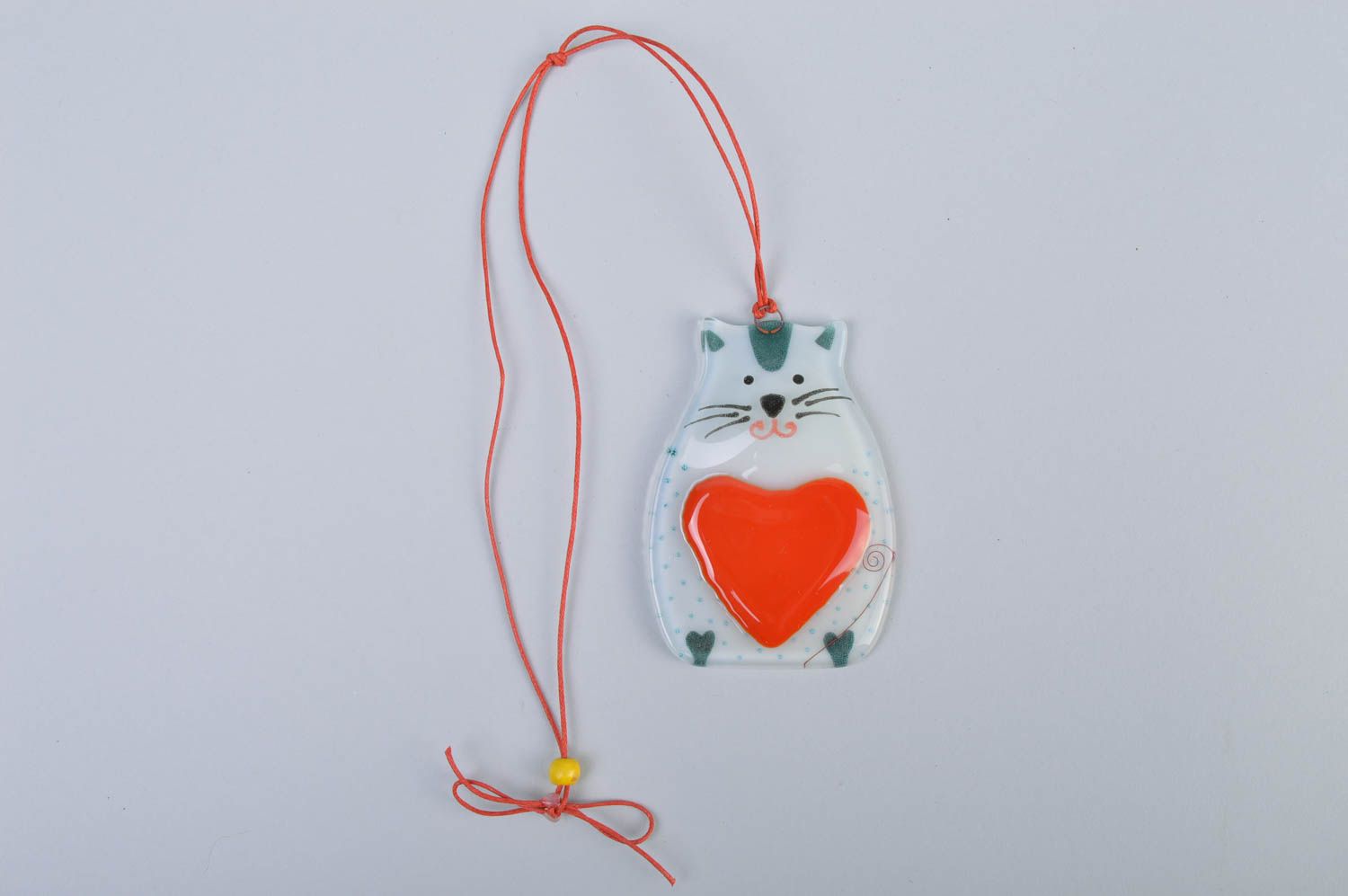 Small handmade designer fused glass decorative wall hanging cat with red heart photo 2
