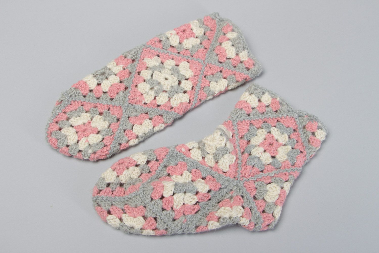 Handmade lace women's socks crocheted of woolen threads in tender colors 37-39 size photo 2