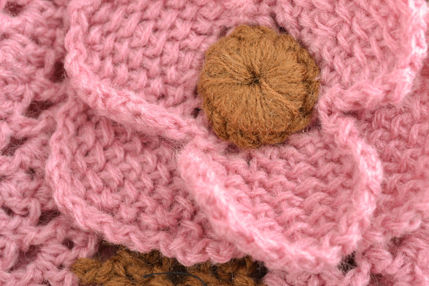 Lacy crochet hat for girl photo 2