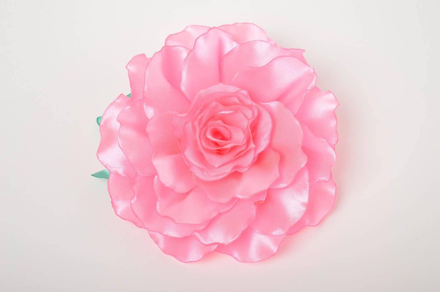 Barrette fleur rose faite main Pince cheveux en satin Cadeau pour fille photo 5