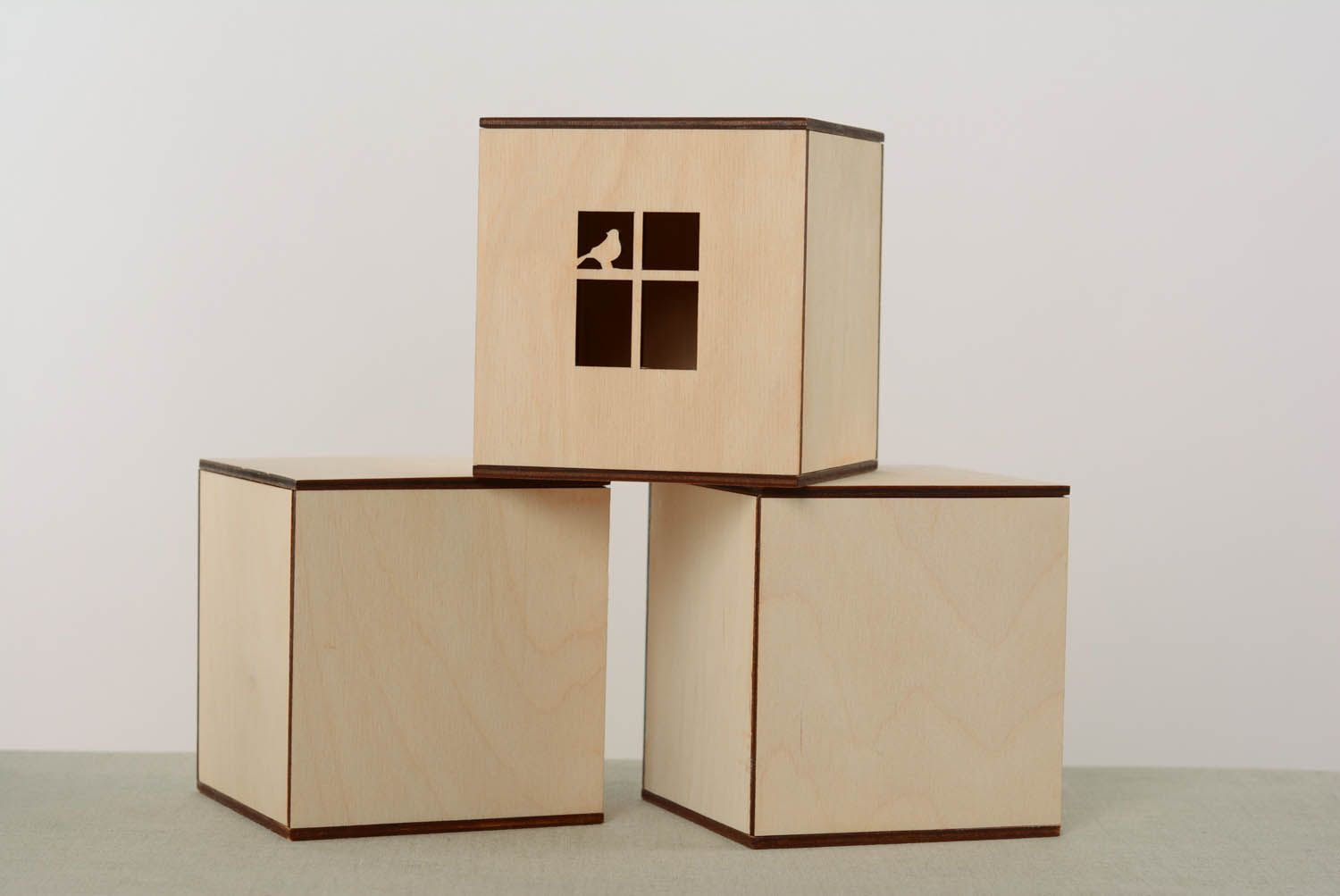 Boîte à décorer en bois Oiseau carrée faite main photo 3